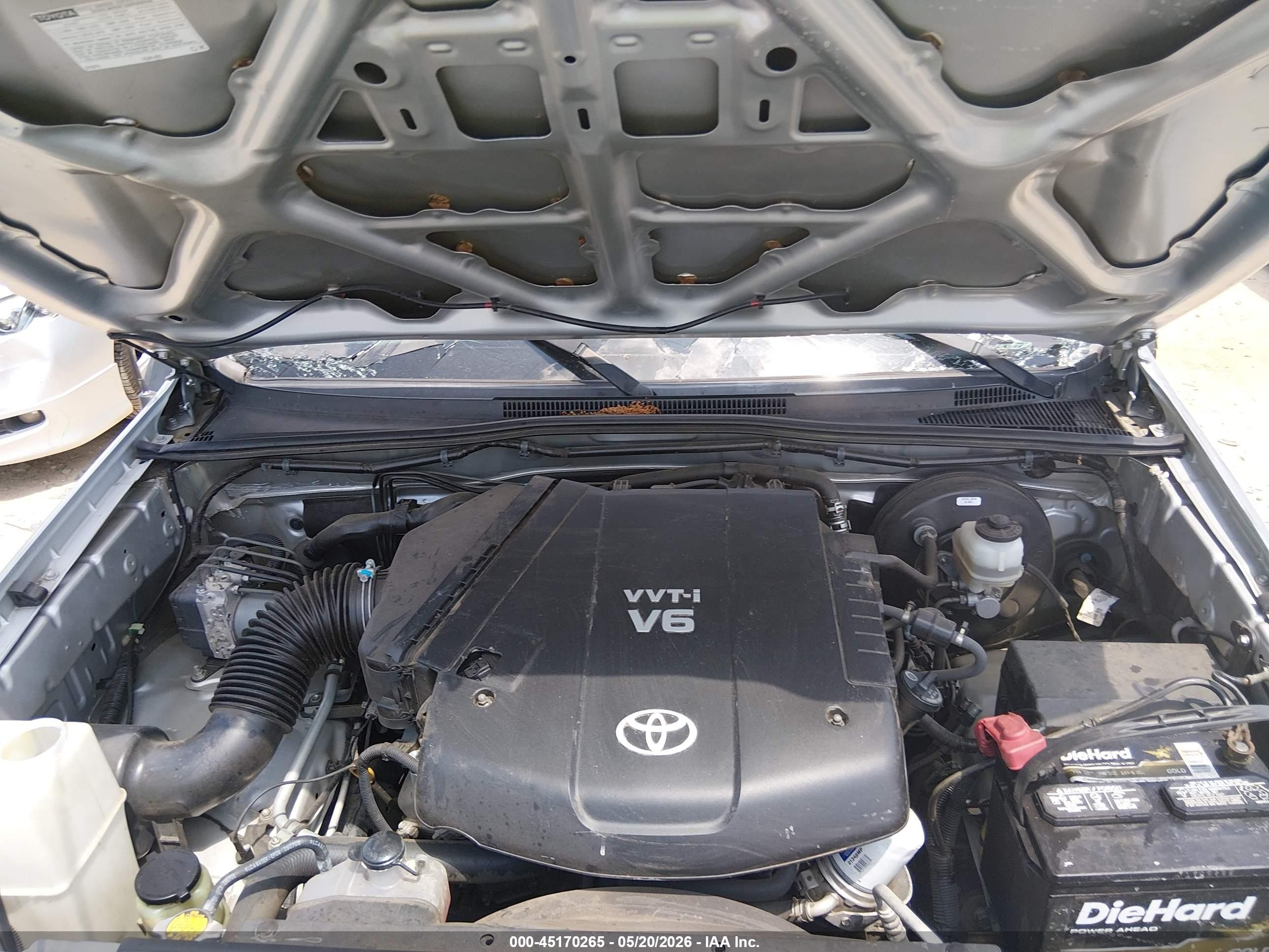 2010 Toyota Tacoma Base V6 Silver vin: 3TMLU4EN6AM046573
