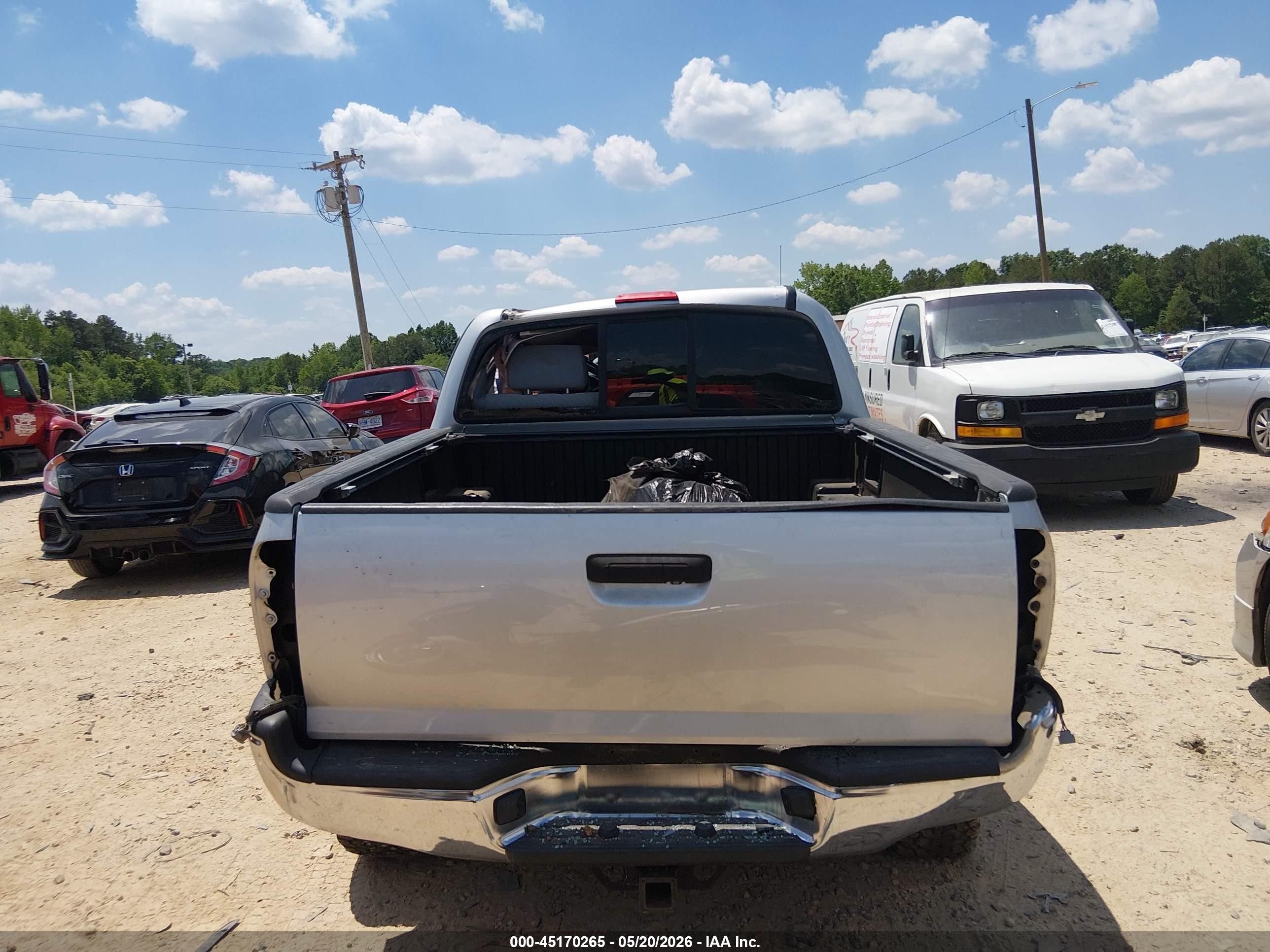 2010 Toyota Tacoma Base V6 Silver vin: 3TMLU4EN6AM046573