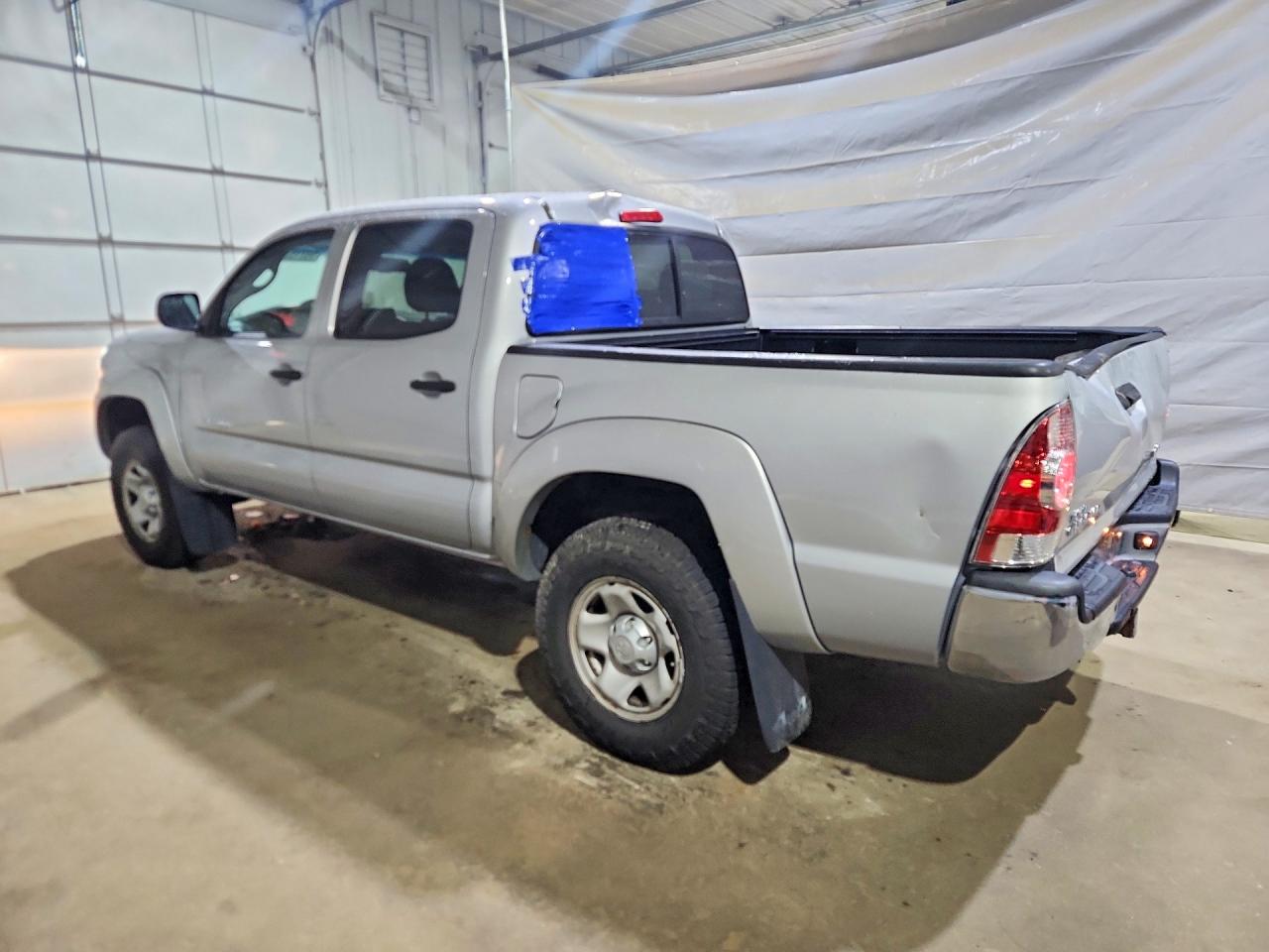 2010 Toyota Tacoma Double Cab Silver vin: 3TMLU4EN6AM054530