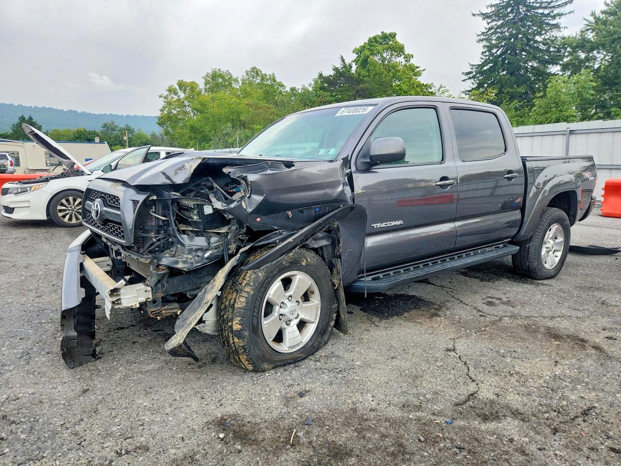 2011 Toyota Tacoma V6 Gray vin: 3TMLU4EN6BM066758
