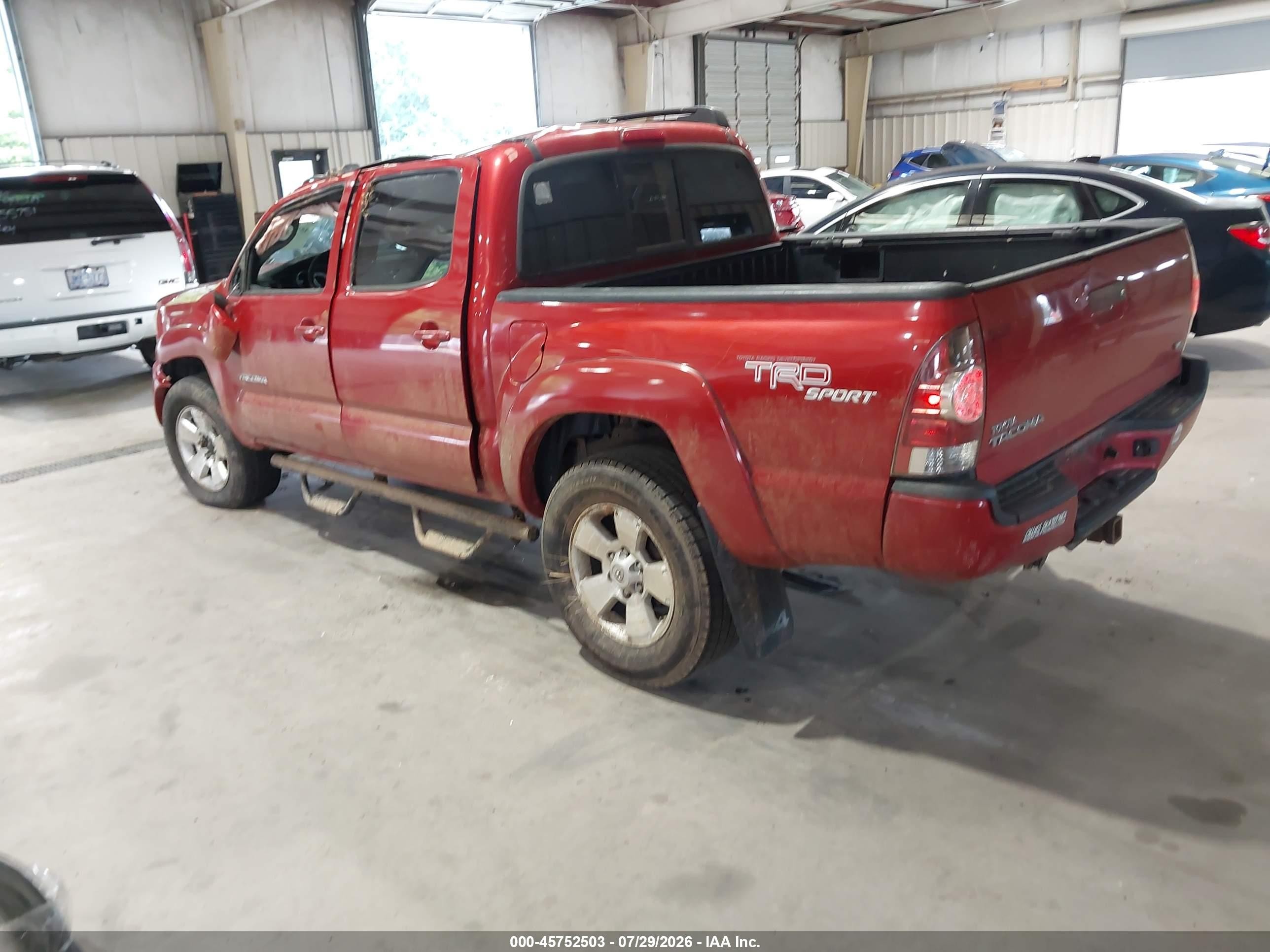 2011 Toyota Tacoma Base V6 Red vin: 3TMLU4EN6BM075671