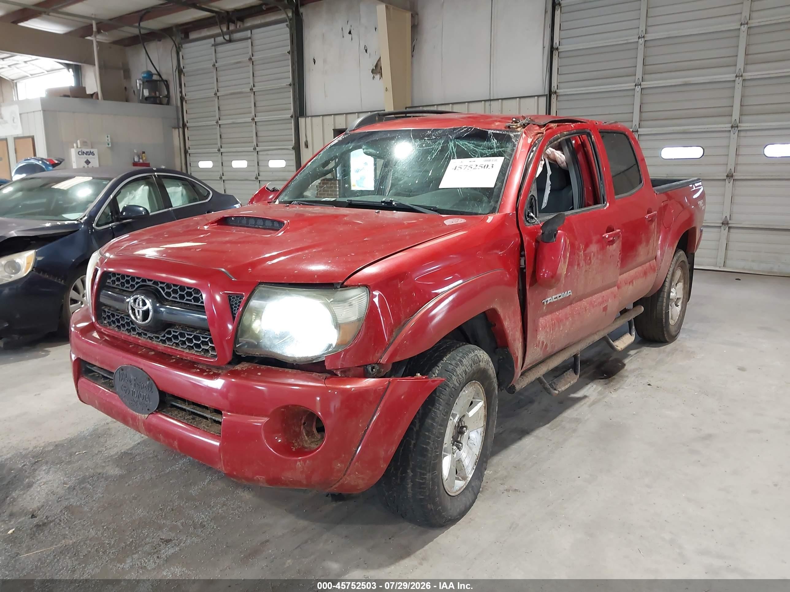 2011 Toyota Tacoma Base V6 Red vin: 3TMLU4EN6BM075671
