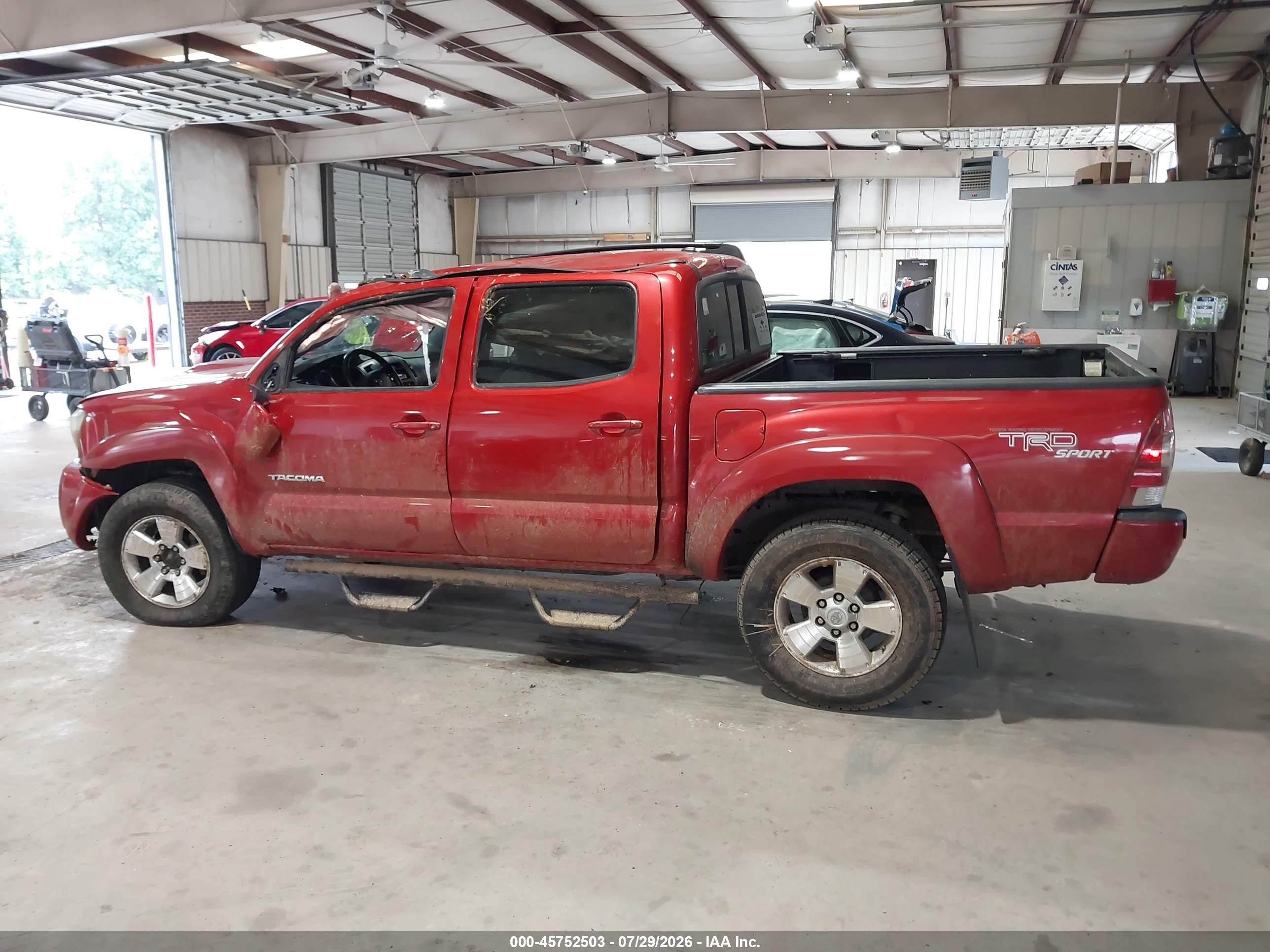 2011 Toyota Tacoma Base V6 Red vin: 3TMLU4EN6BM075671