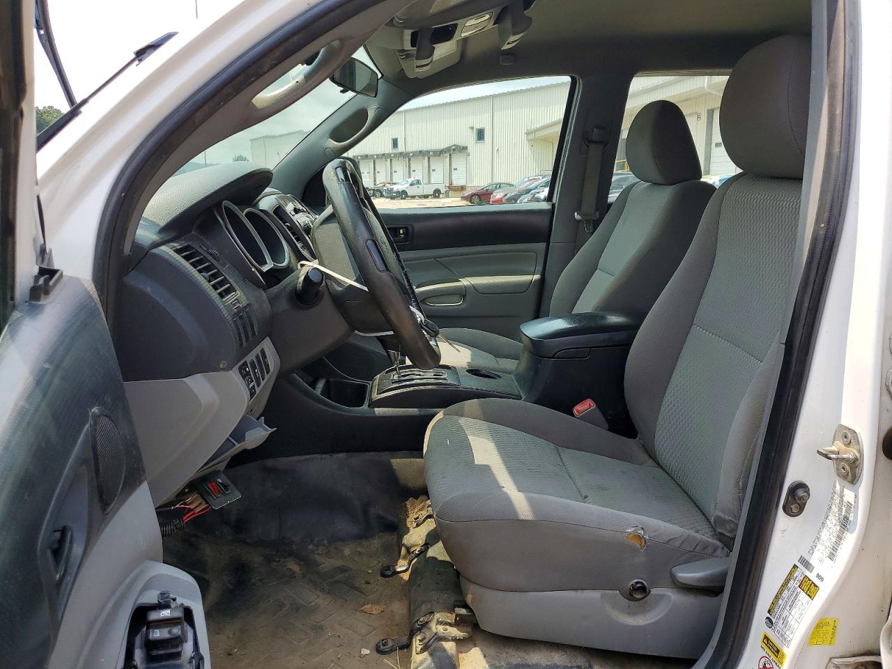 2012 Toyota Tacoma V6 White vin: 3TMLU4EN6CM103020