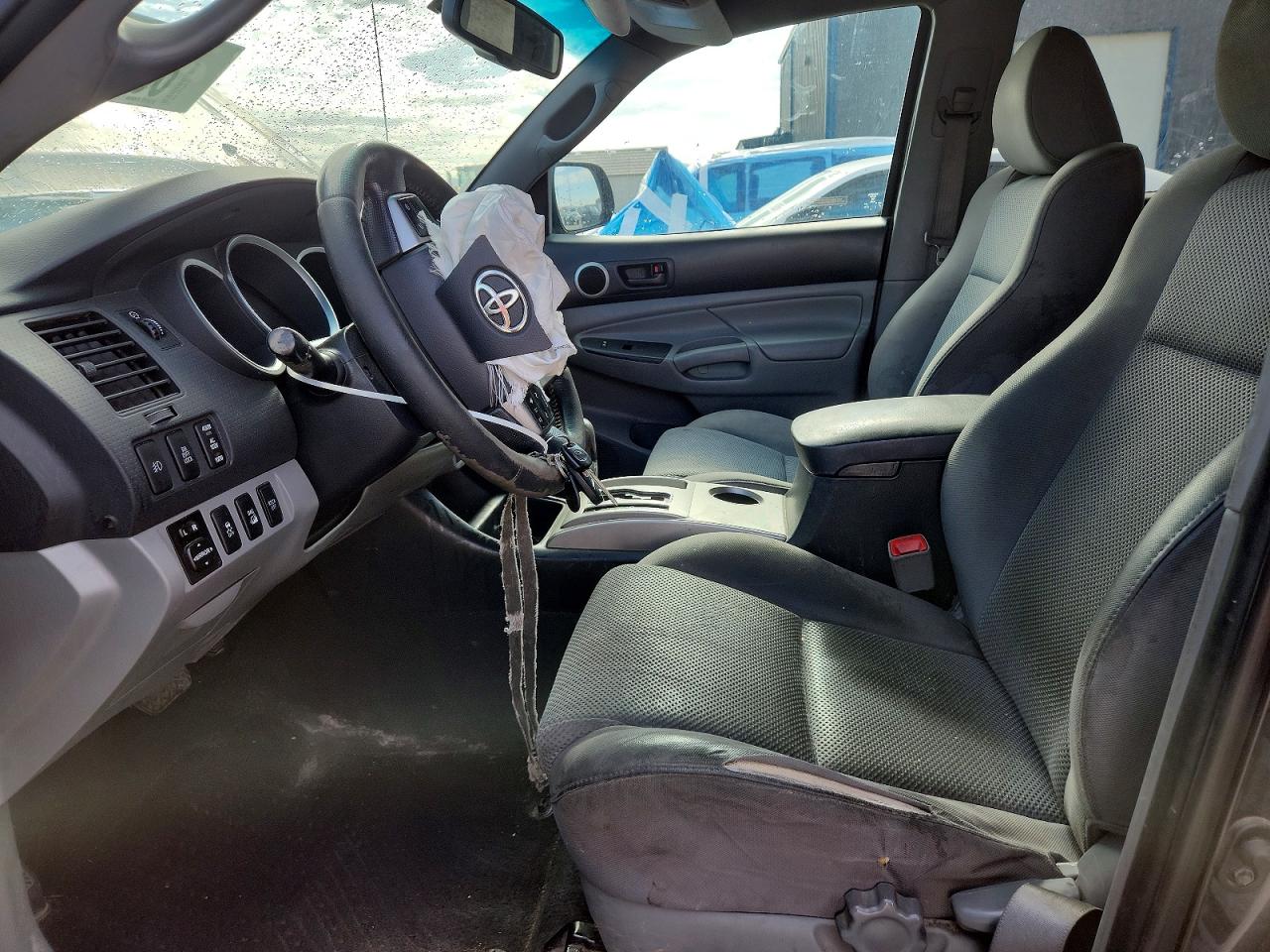 2013 Toyota Tacoma Double Cab Gray vin: 3TMLU4EN6DM121115
