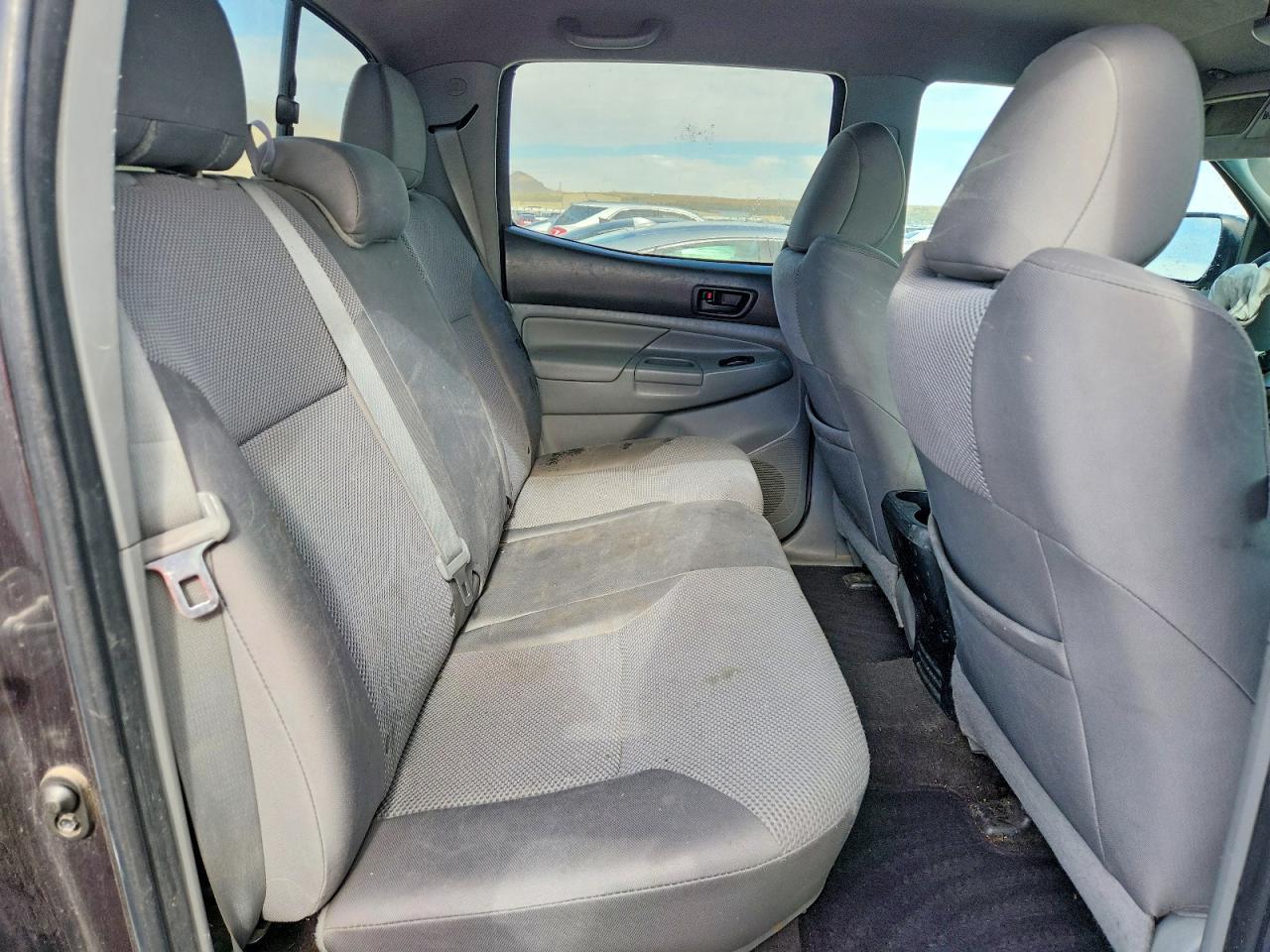 2013 Toyota Tacoma Double Cab Gray vin: 3TMLU4EN6DM121115