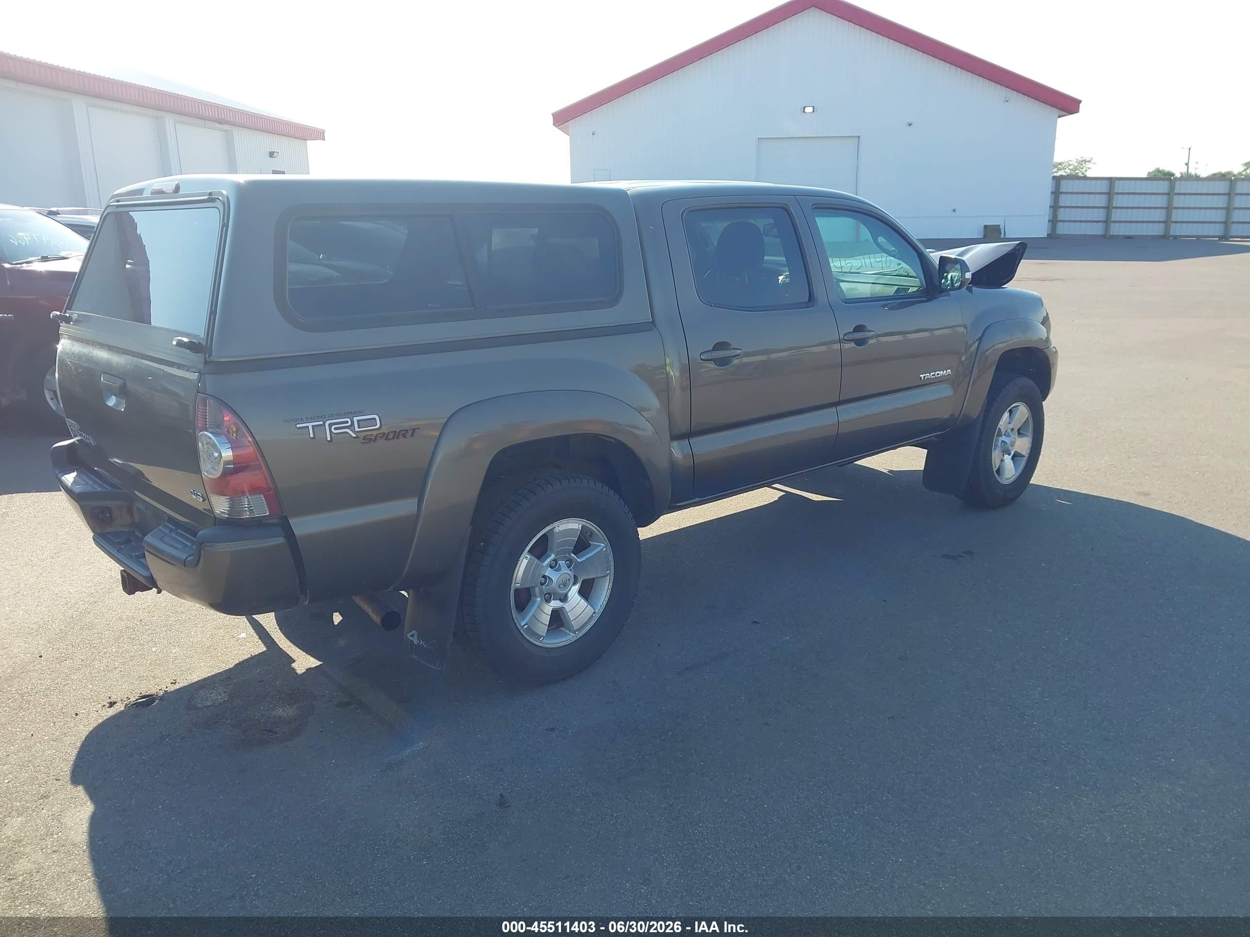 2013 Toyota Tacoma Base V6 Gray vin: 3TMLU4EN6DM130316