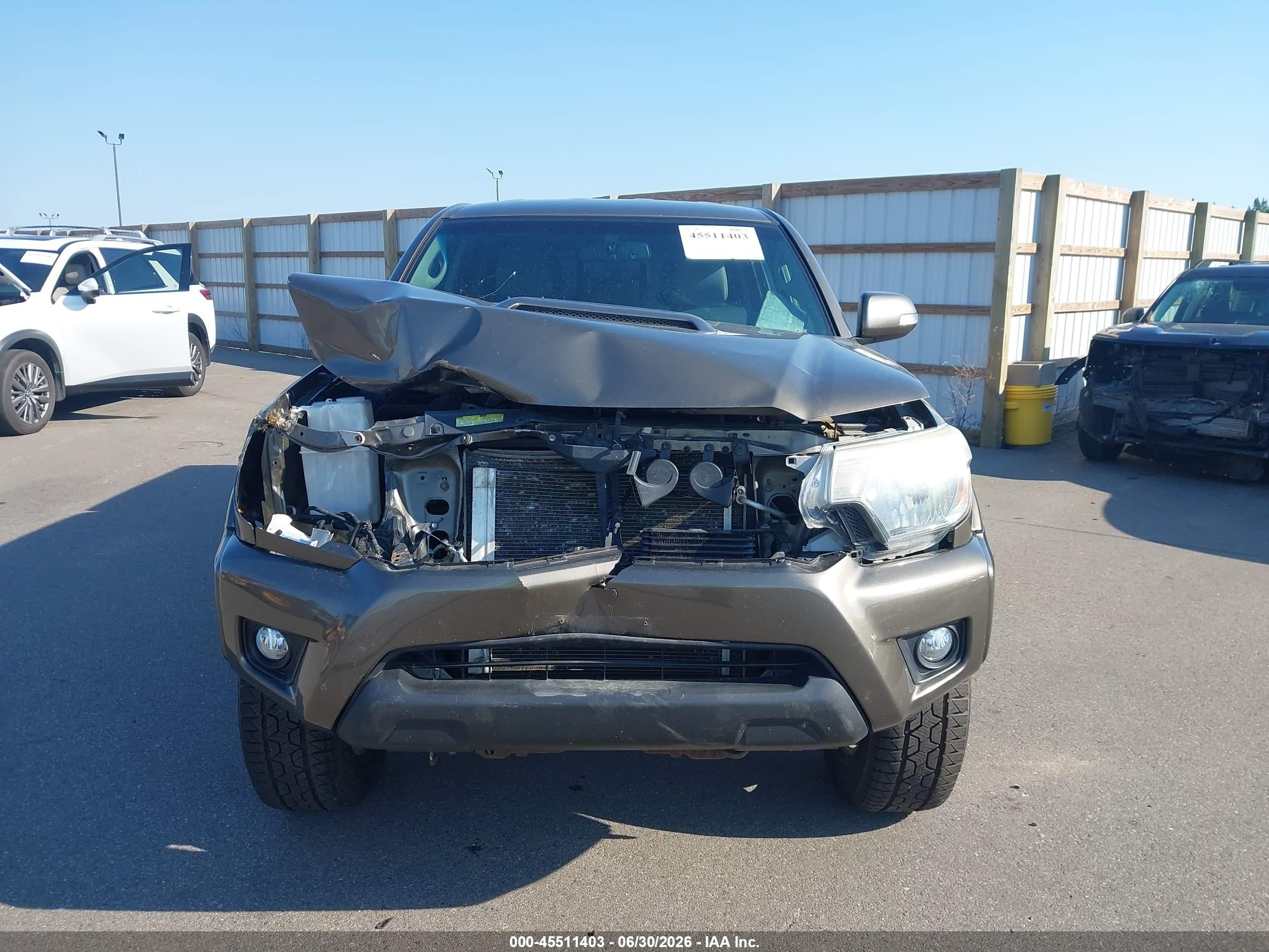 2013 Toyota Tacoma Base V6 Gray vin: 3TMLU4EN6DM130316