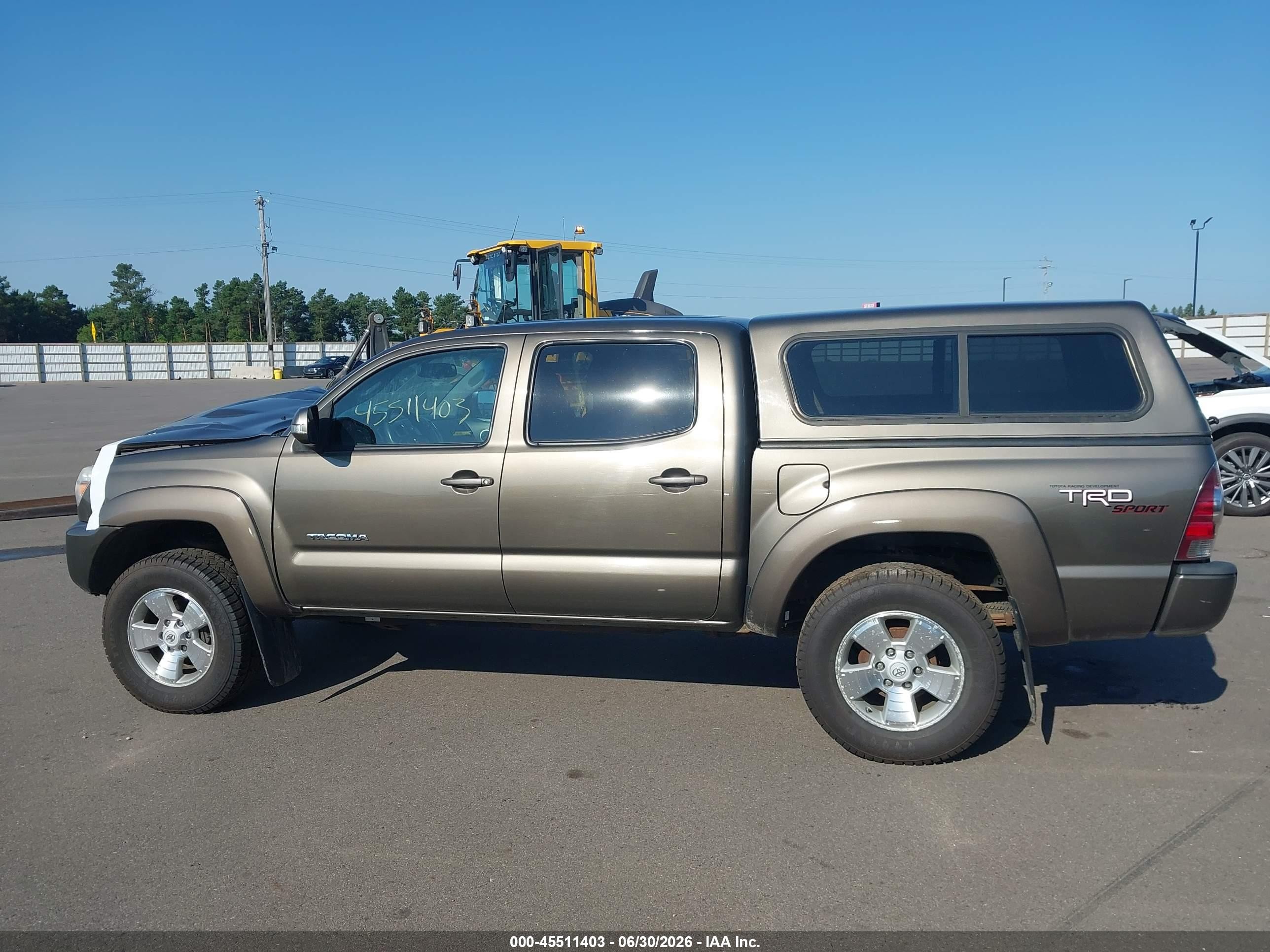 2013 Toyota Tacoma Base V6 Gray vin: 3TMLU4EN6DM130316