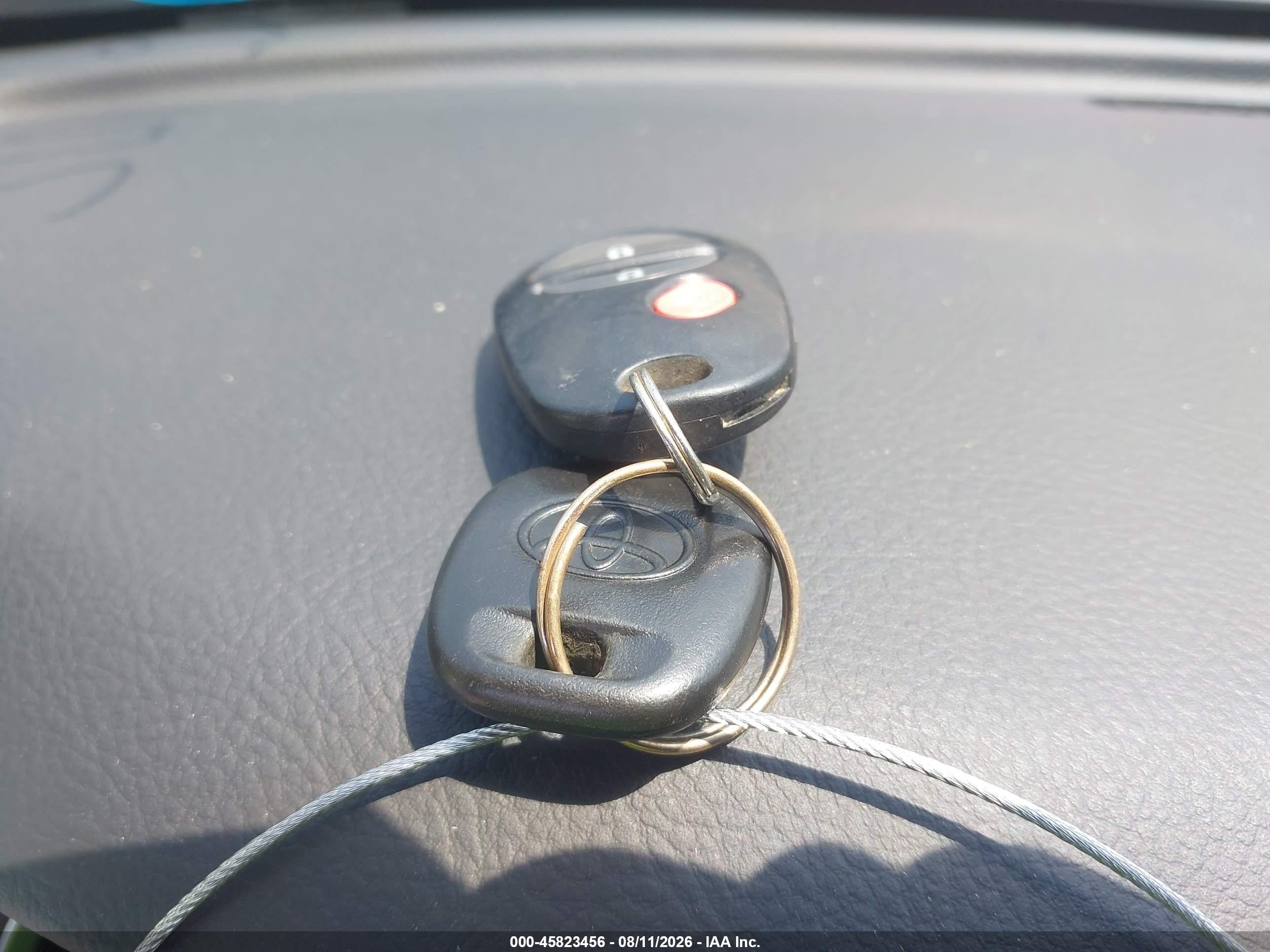 2013 Toyota Tacoma Base V6 Gold vin: 3TMLU4EN6DM131417