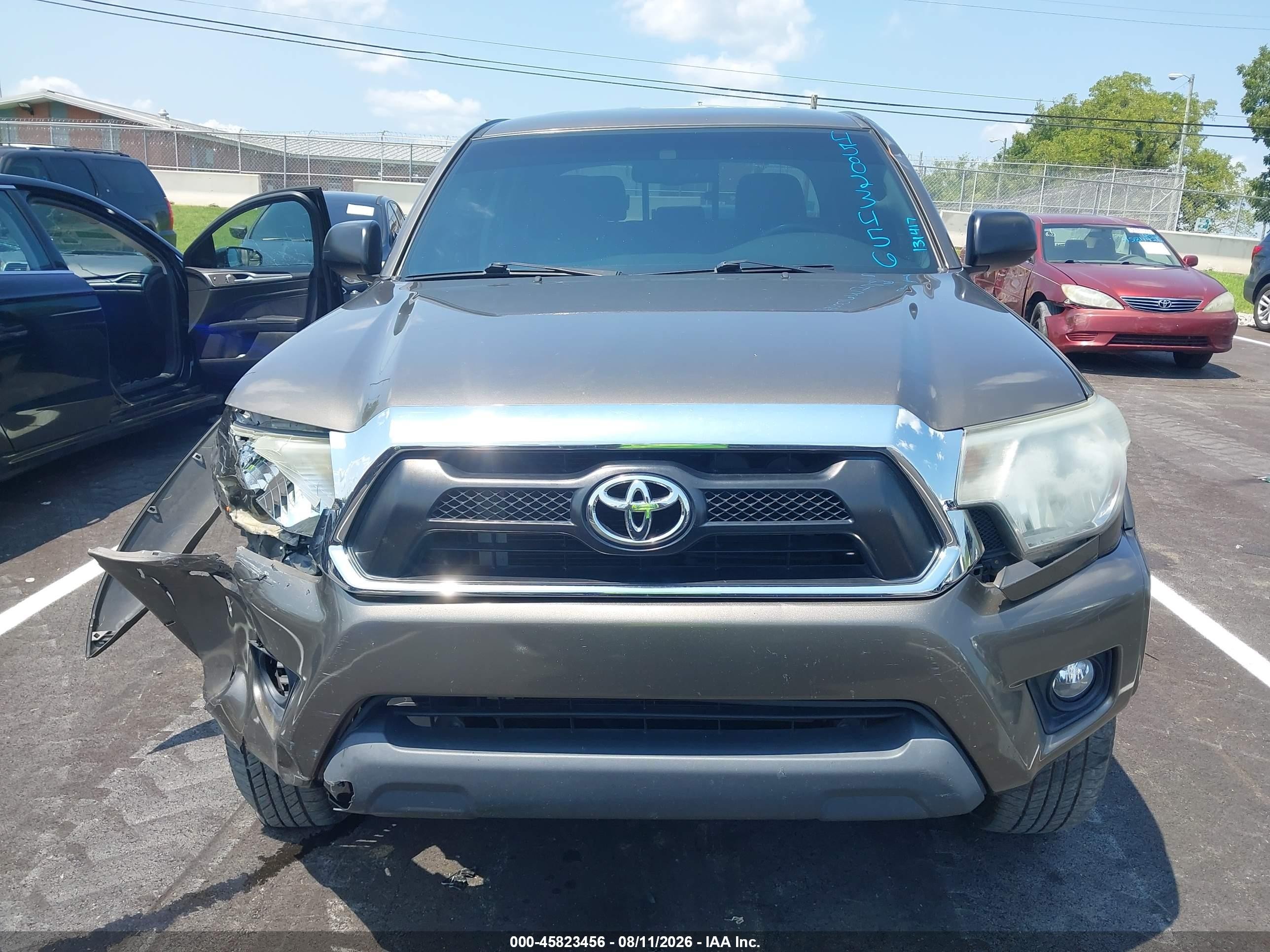 2013 Toyota Tacoma Base V6 Gold vin: 3TMLU4EN6DM131417