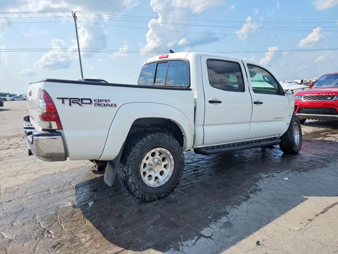 2014 Toyota Tacoma Double Cab Белый vin: 3TMLU4EN6EM136568