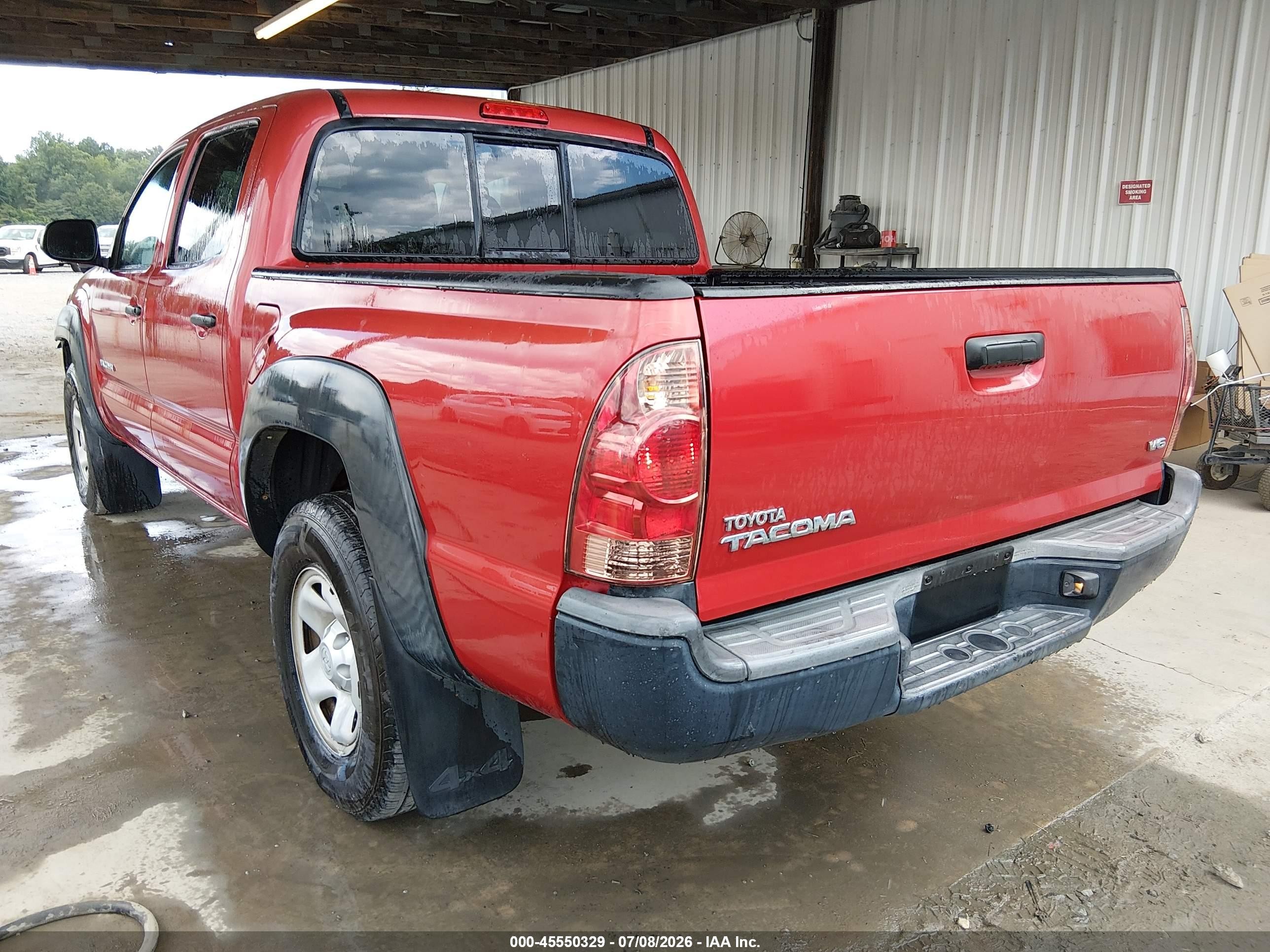 2014 Toyota Tacoma Base V6 Red vin: 3TMLU4EN6EM162586