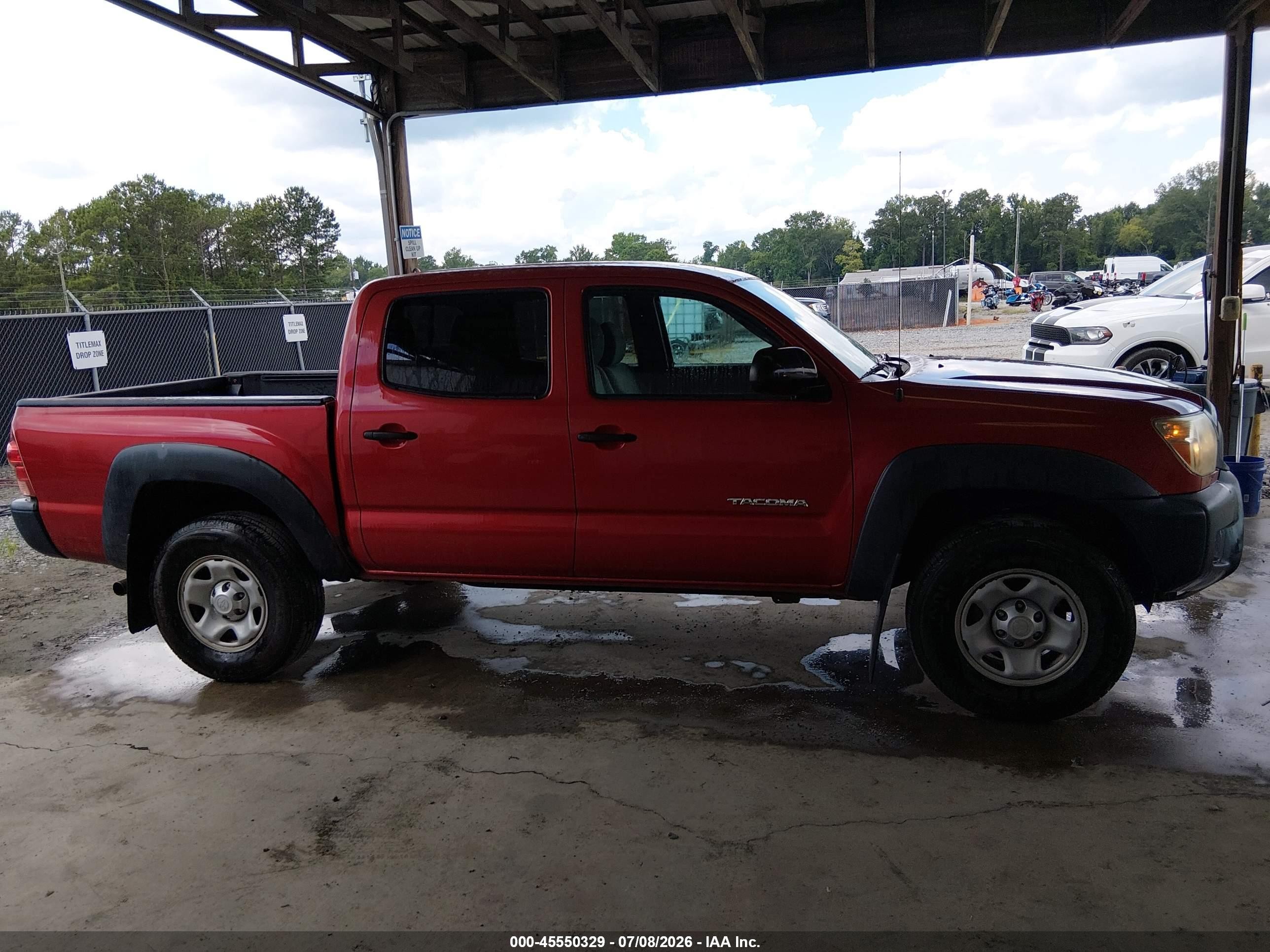 2014 Toyota Tacoma Base V6 Red vin: 3TMLU4EN6EM162586