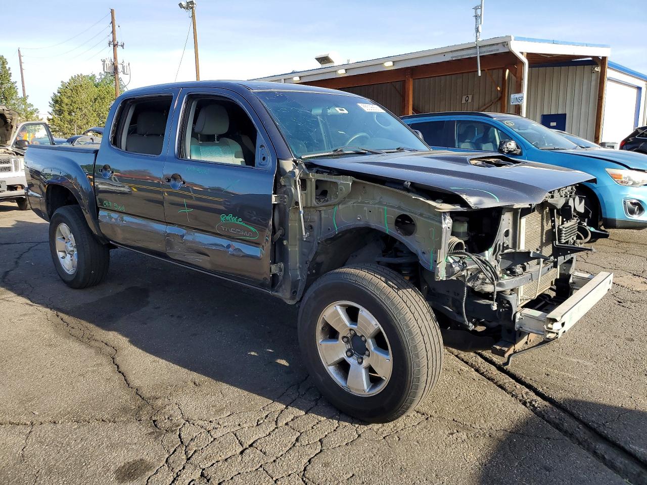 2015 Toyota Tacoma V6 Gray vin: 3TMLU4EN6FM174870