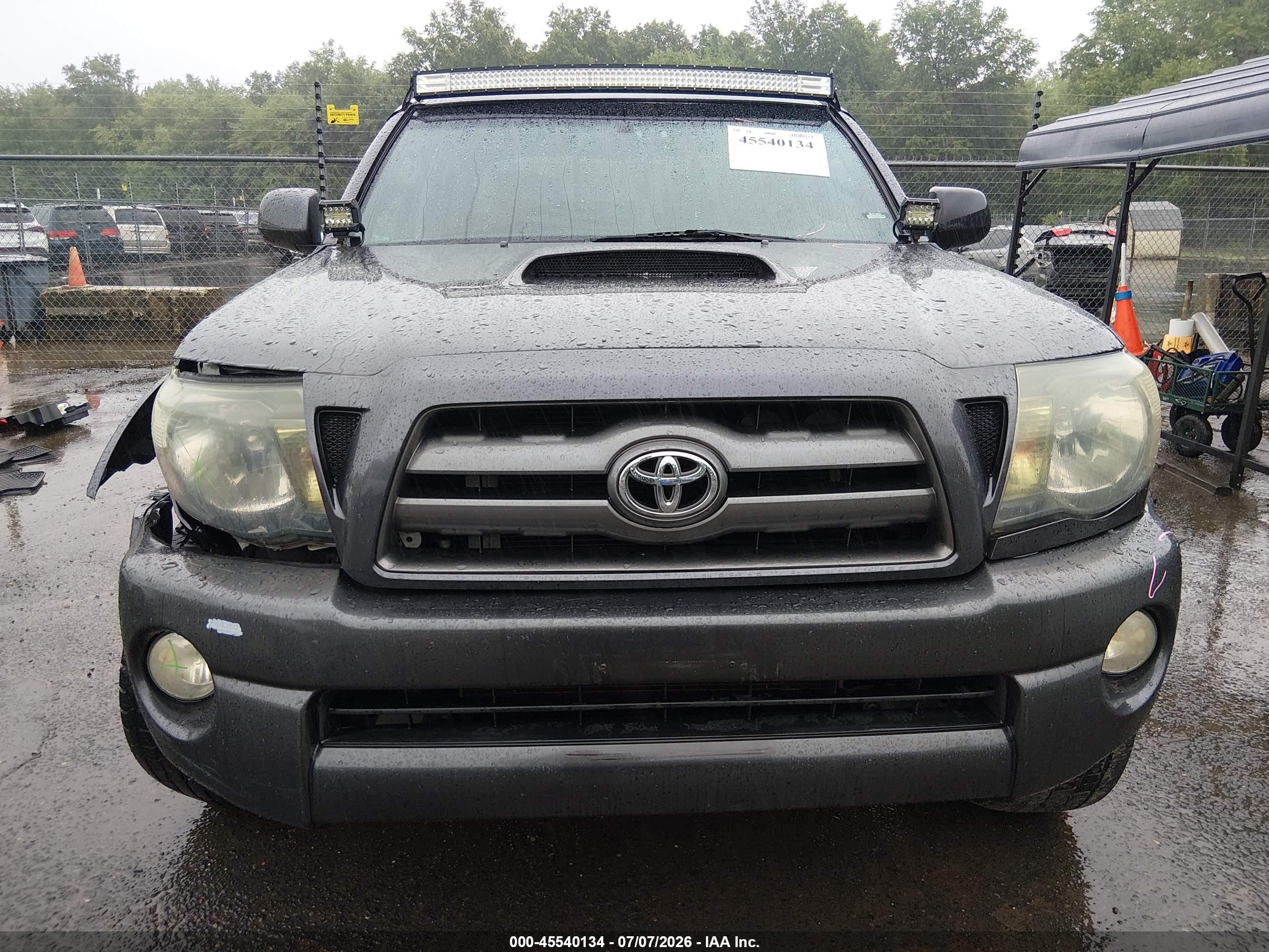 2010 Toyota Tacoma Base V6 Gray vin: 3TMLU4EN7AM040877