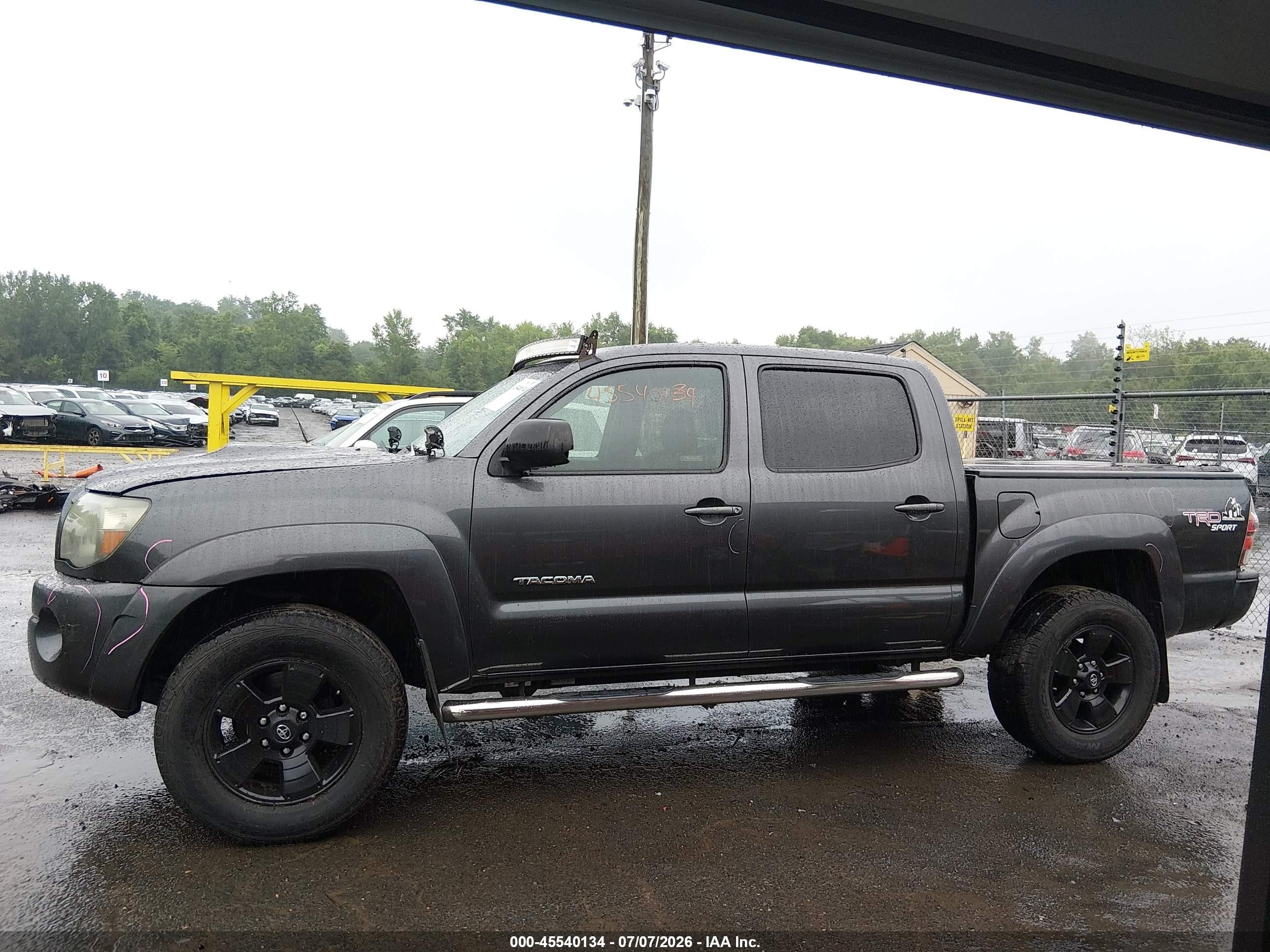 2010 Toyota Tacoma Base V6 Gray vin: 3TMLU4EN7AM040877