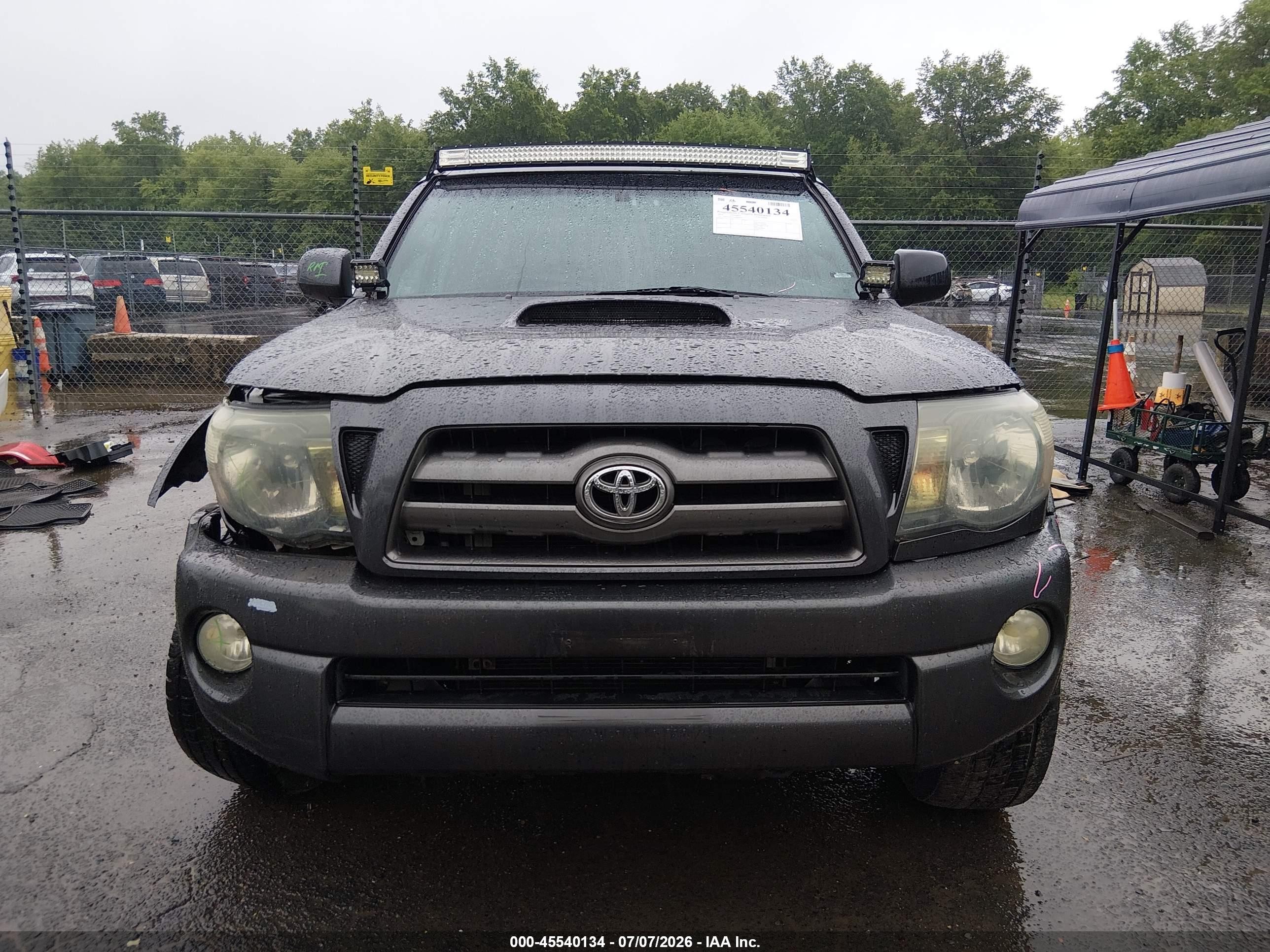 2010 Toyota Tacoma Base V6 Gray vin: 3TMLU4EN7AM040877