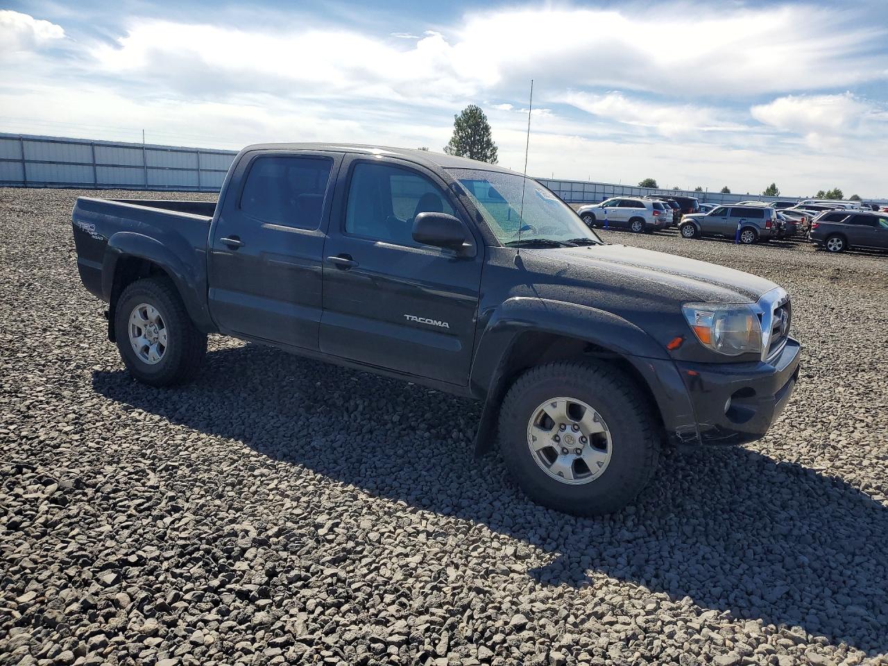 2010 Toyota Tacoma Double Cab Black vin: 3TMLU4EN7AM055024