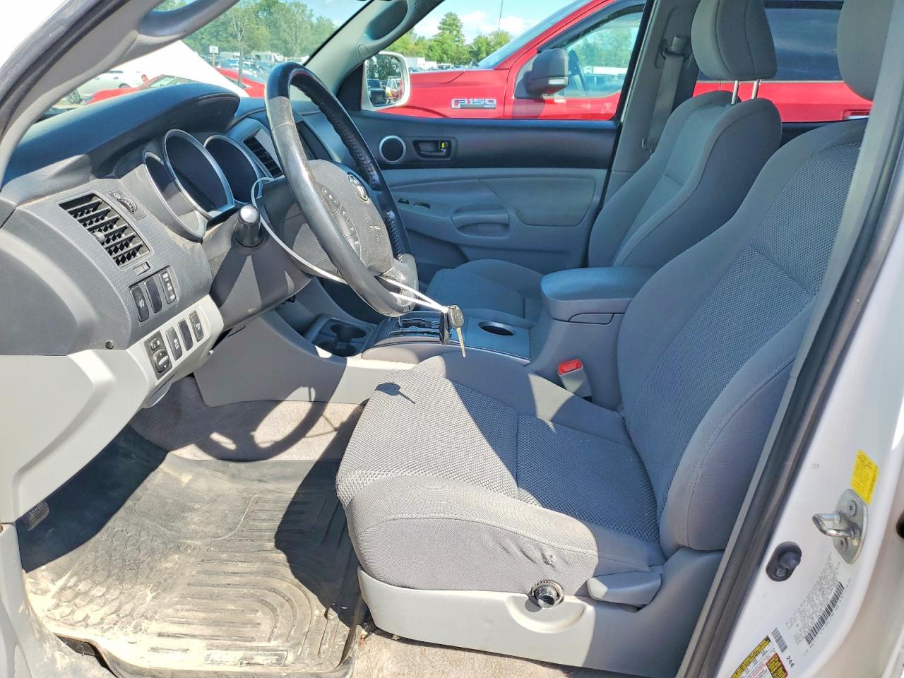 2011 Toyota Tacoma V6 Белый vin: 3TMLU4EN7BM065358