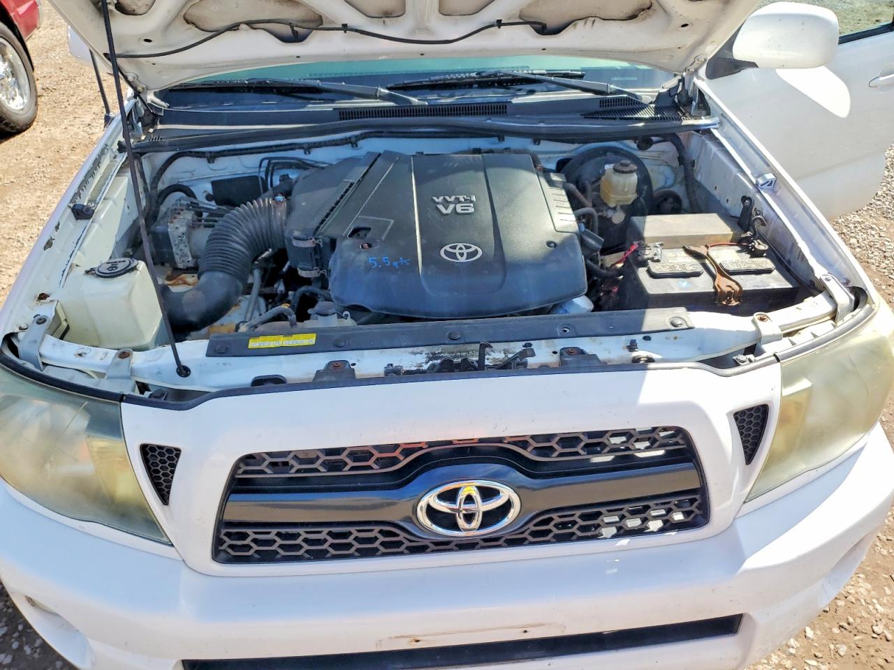 2011 Toyota Tacoma V6 Белый vin: 3TMLU4EN7BM065358