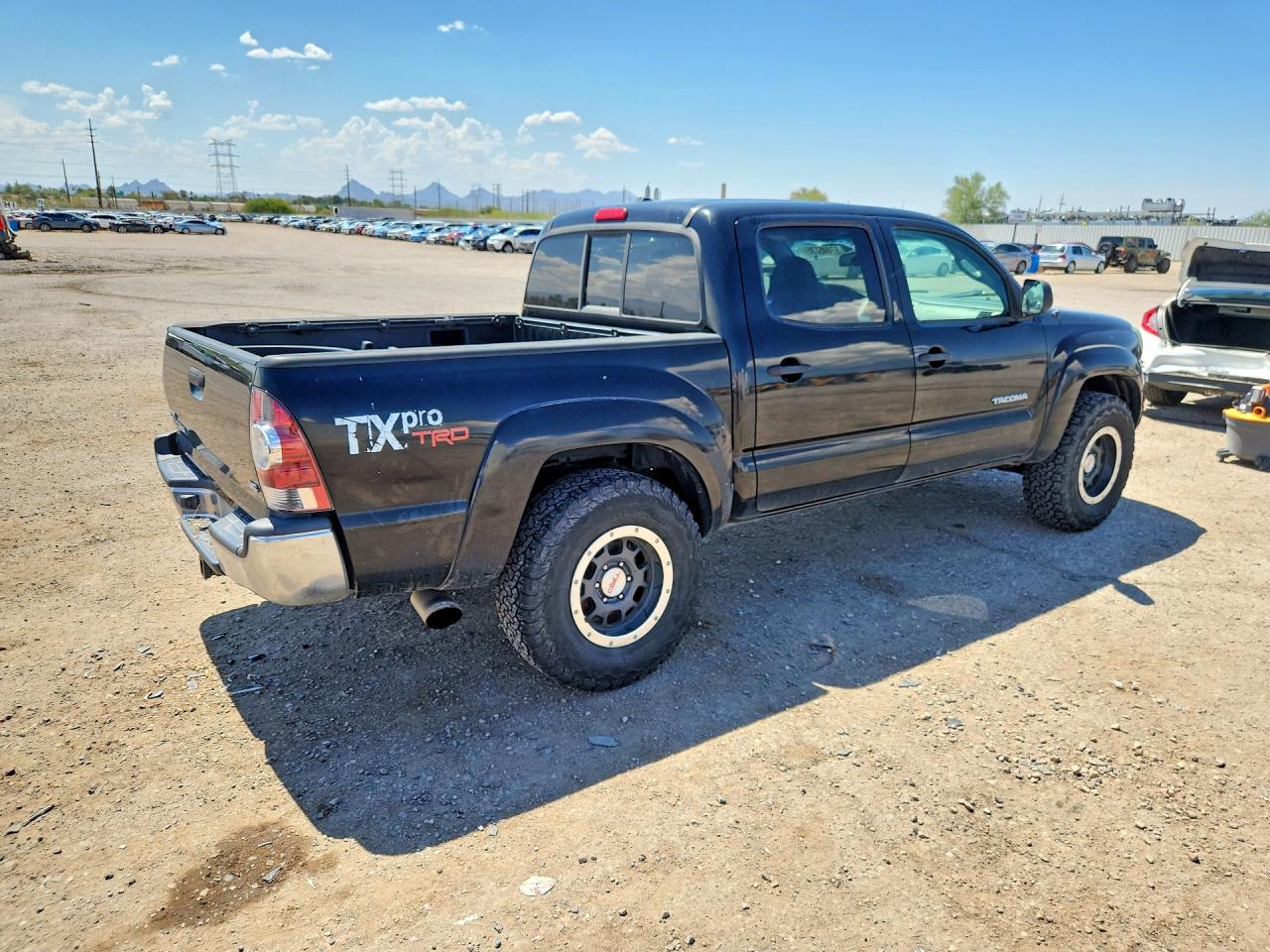 2011 Toyota Tacoma Double Cab Black vin: 3TMLU4EN7BM072374