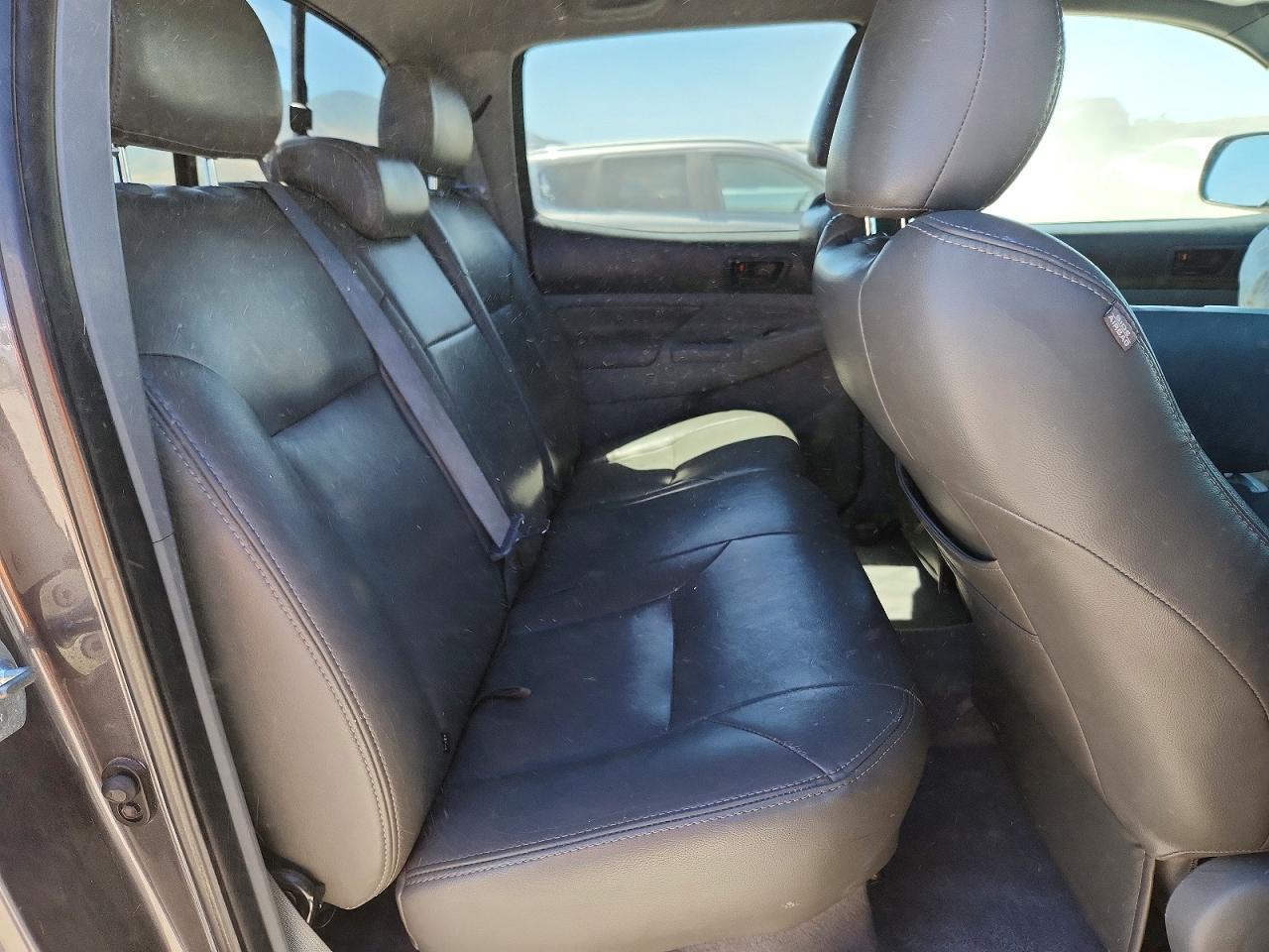 2011 Toyota Tacoma Double Cab Gray vin: 3TMLU4EN7BM076232
