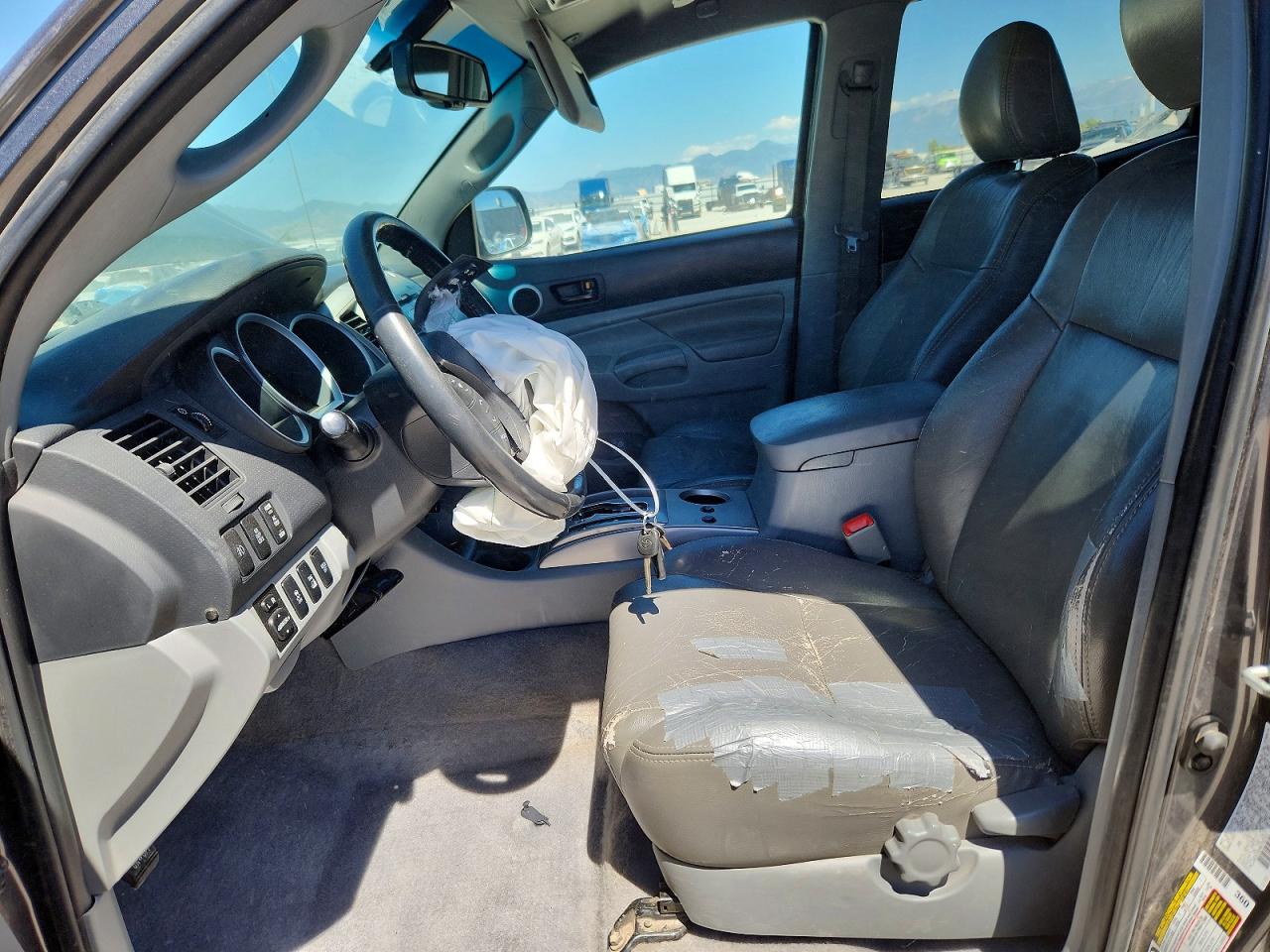 2011 Toyota Tacoma Double Cab Gray vin: 3TMLU4EN7BM076232