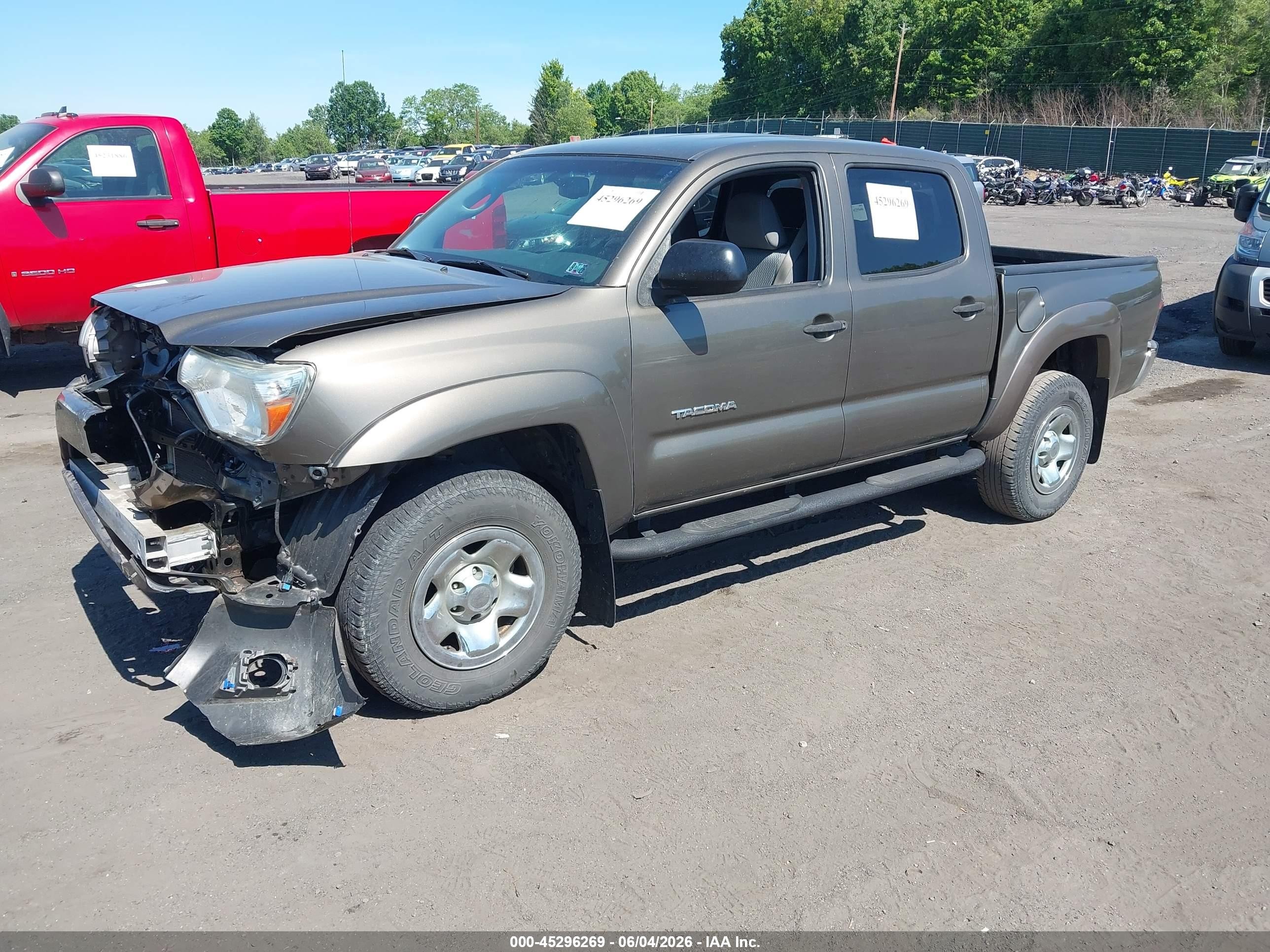 2013 Toyota Tacoma Base V6 Brown vin: 3TMLU4EN7DM112133