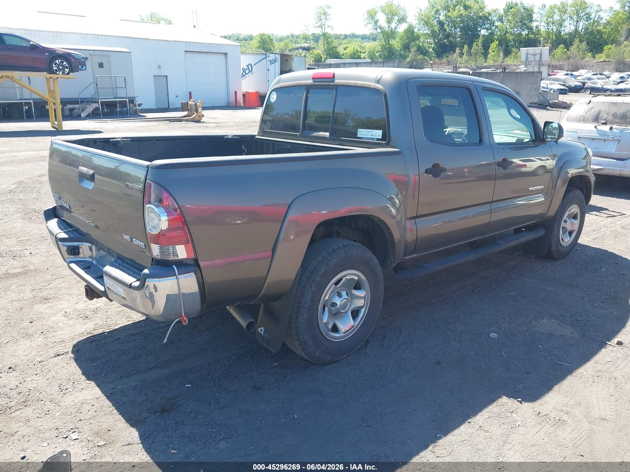 2013 Toyota Tacoma Base V6 Brown vin: 3TMLU4EN7DM112133
