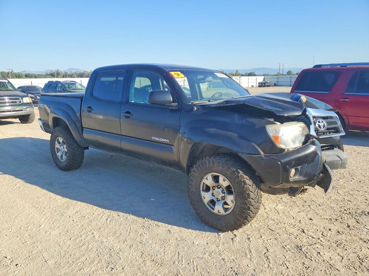 2013 Toyota Tacoma Double Cab Black vin: 3TMLU4EN7DM127568