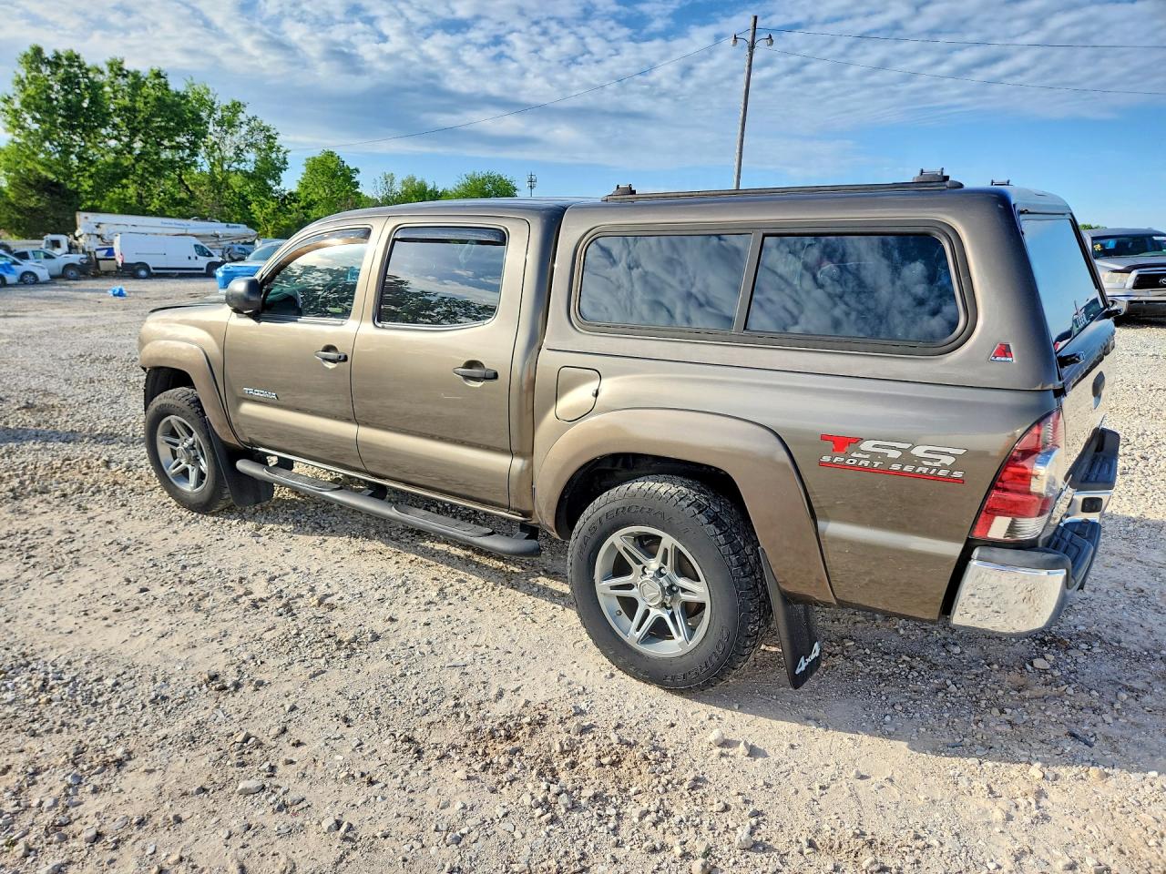 2014 Toyota Tacoma Double Cab Gray vin: 3TMLU4EN7EM137664