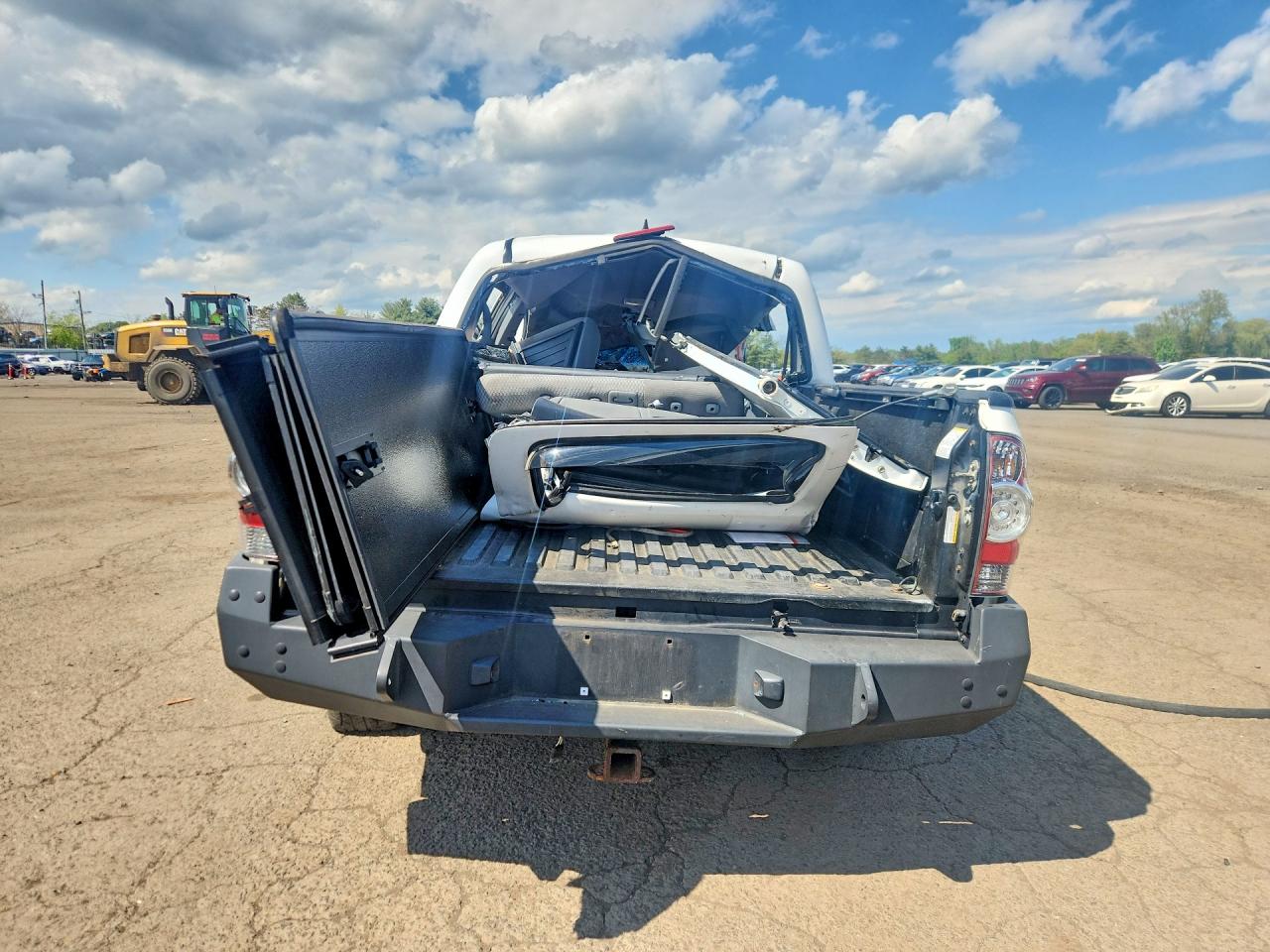 2014 Toyota Tacoma Double Cab White vin: 3TMLU4EN7EM139656