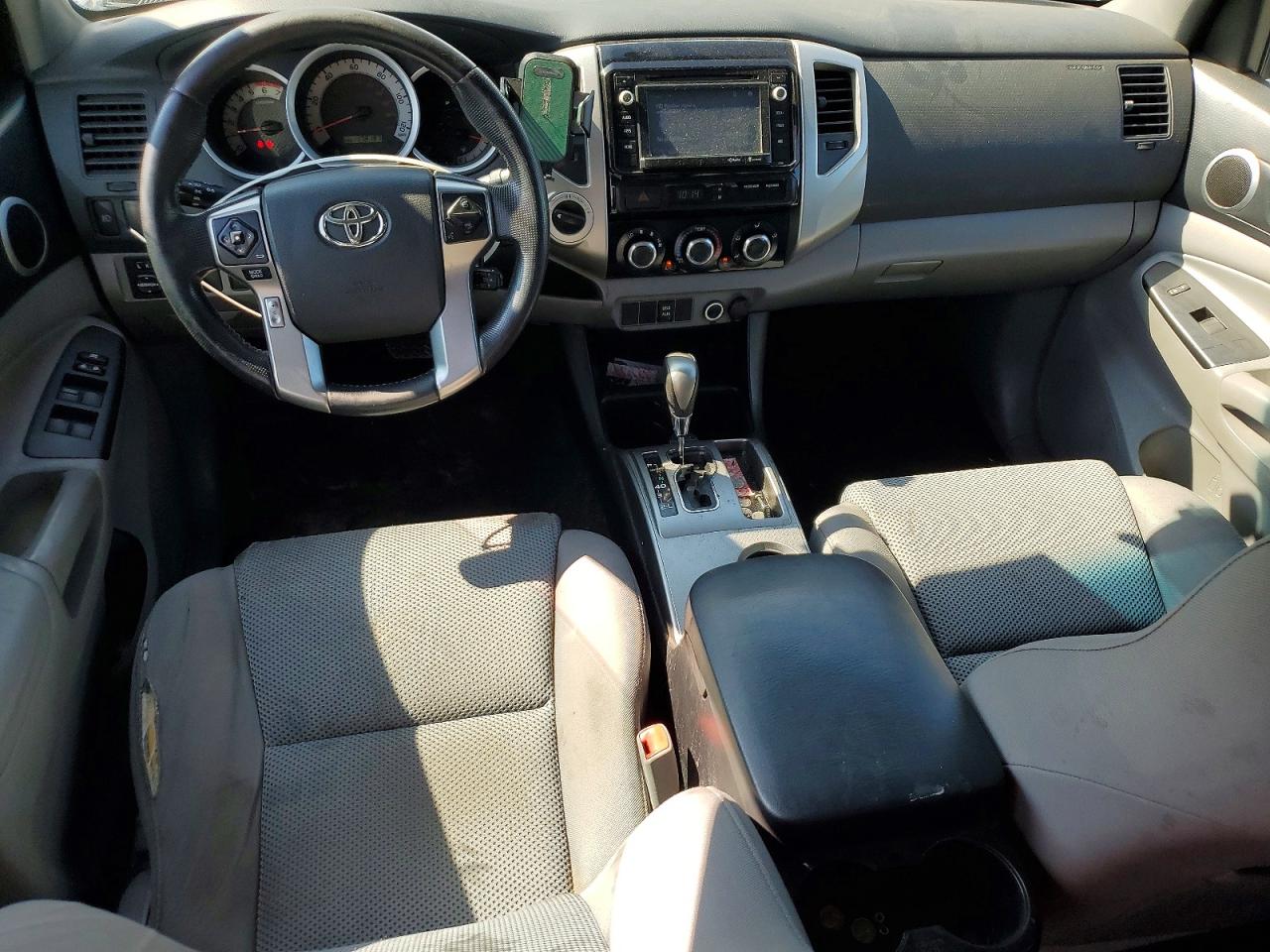 2014 Toyota Tacoma Double Cab White vin: 3TMLU4EN7EM158854