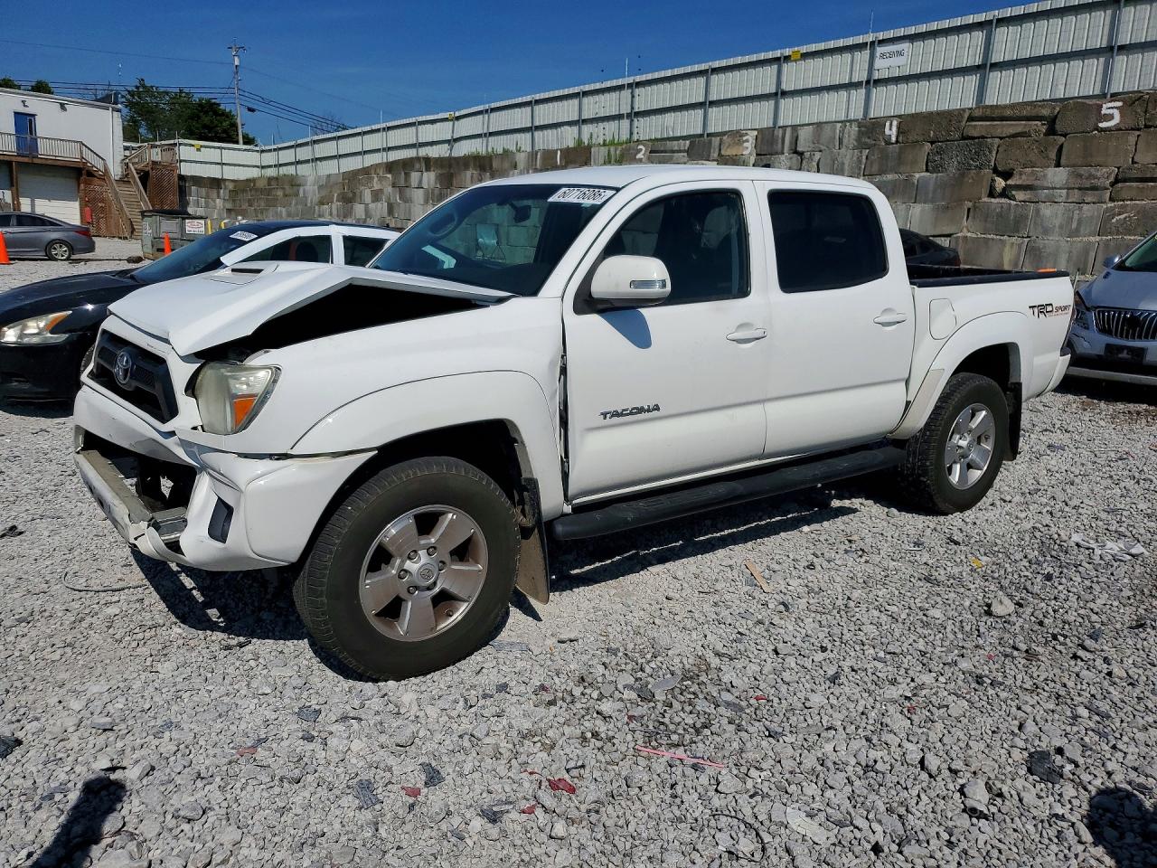 2014 Toyota Tacoma Double Cab White vin: 3TMLU4EN7EM158854