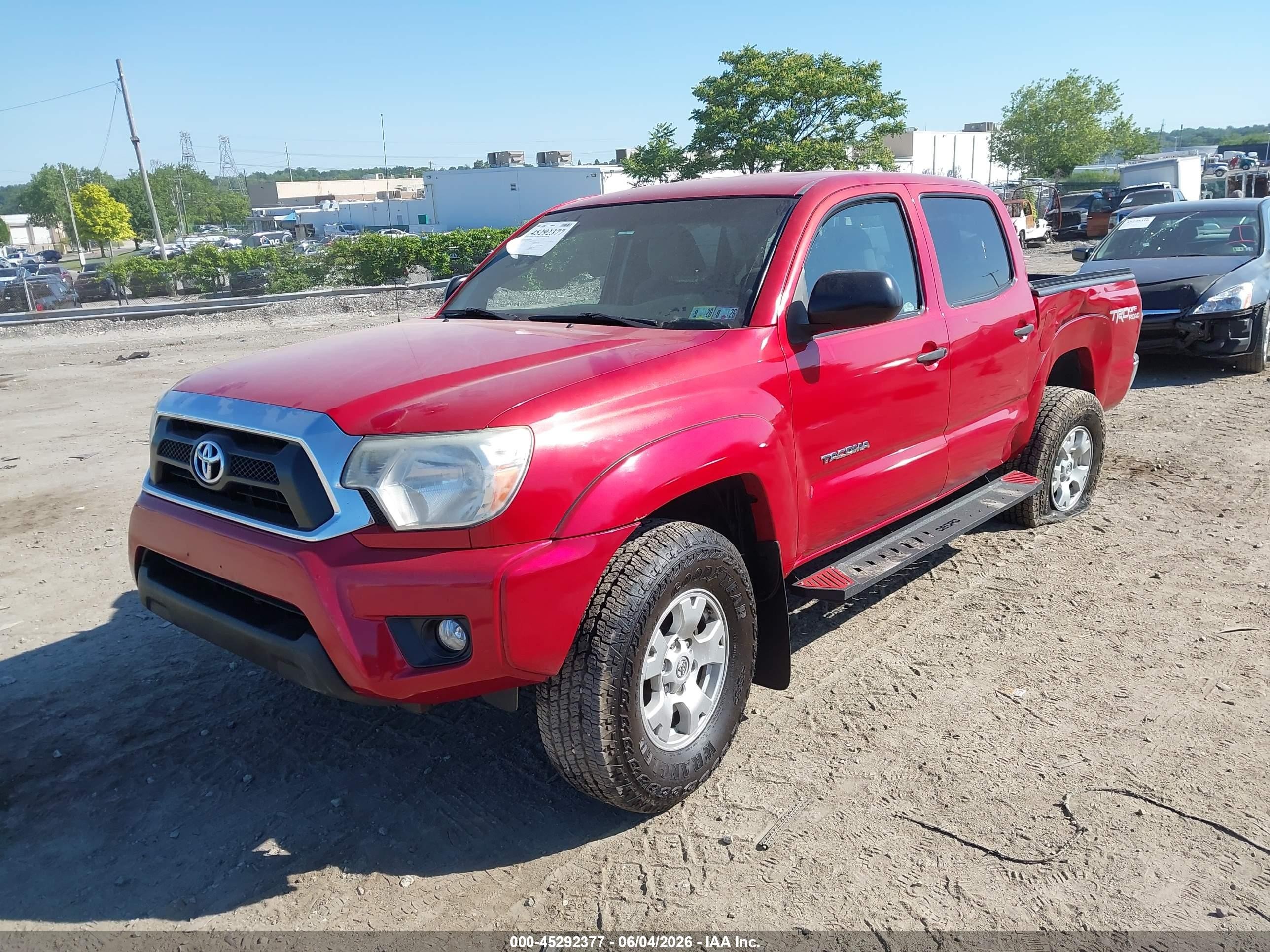 2015 Toyota Tacoma Base V6 Red vin: 3TMLU4EN7FM165577