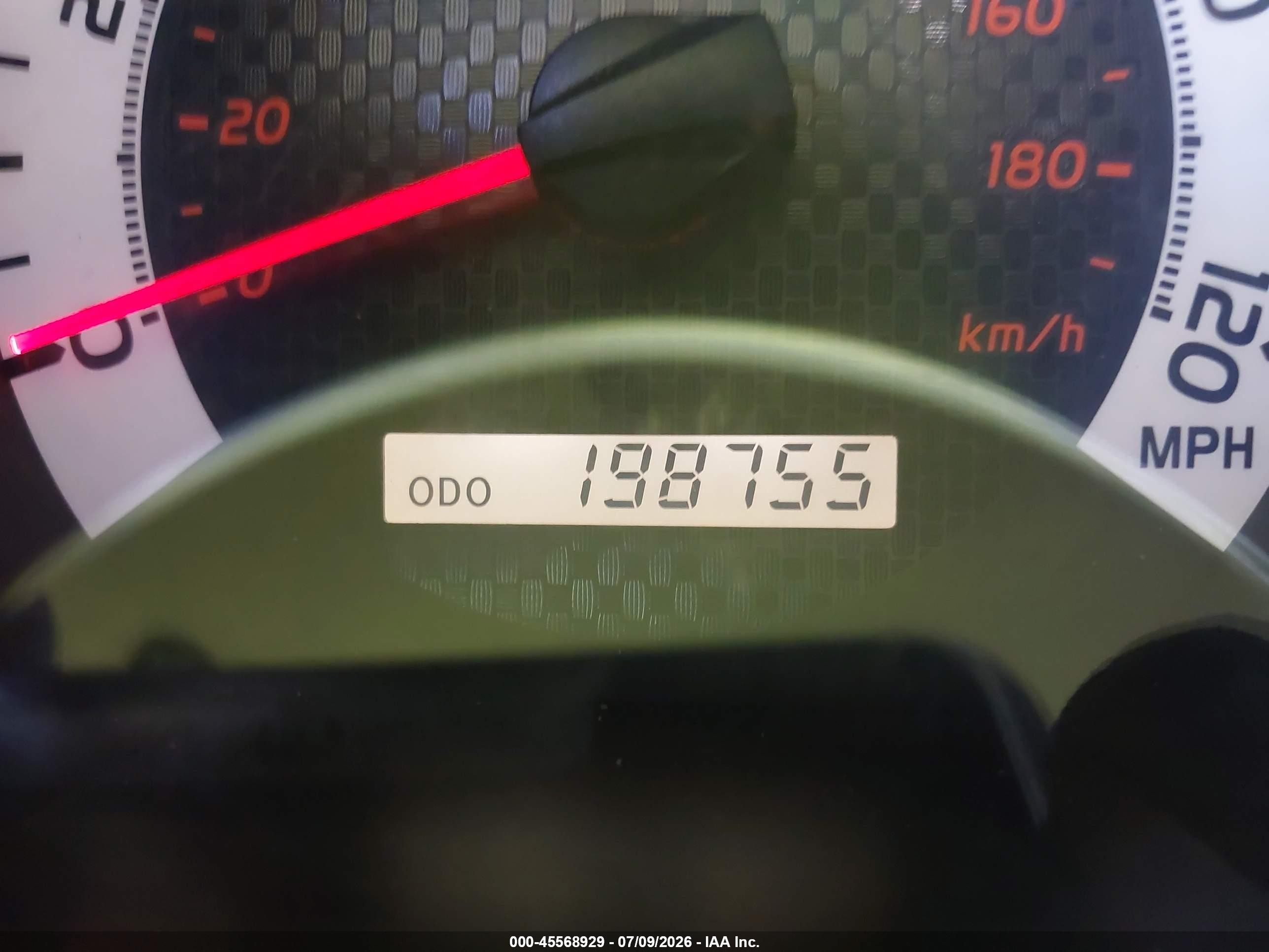 2015 Toyota Tacoma Base V6 Silver vin: 3TMLU4EN7FM174702