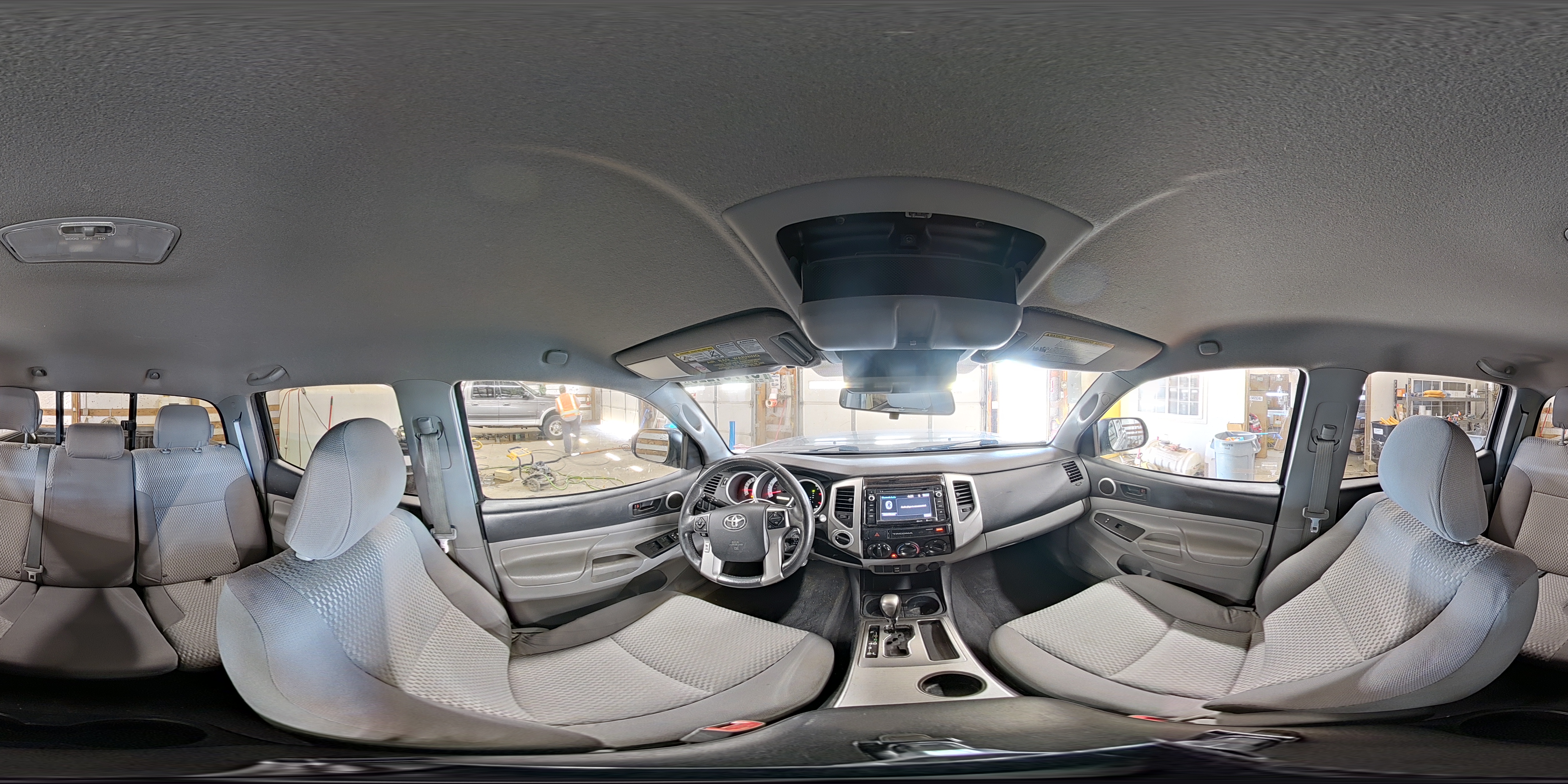 2015 Toyota Tacoma V6 Silver vin: 3TMLU4EN7FM174781