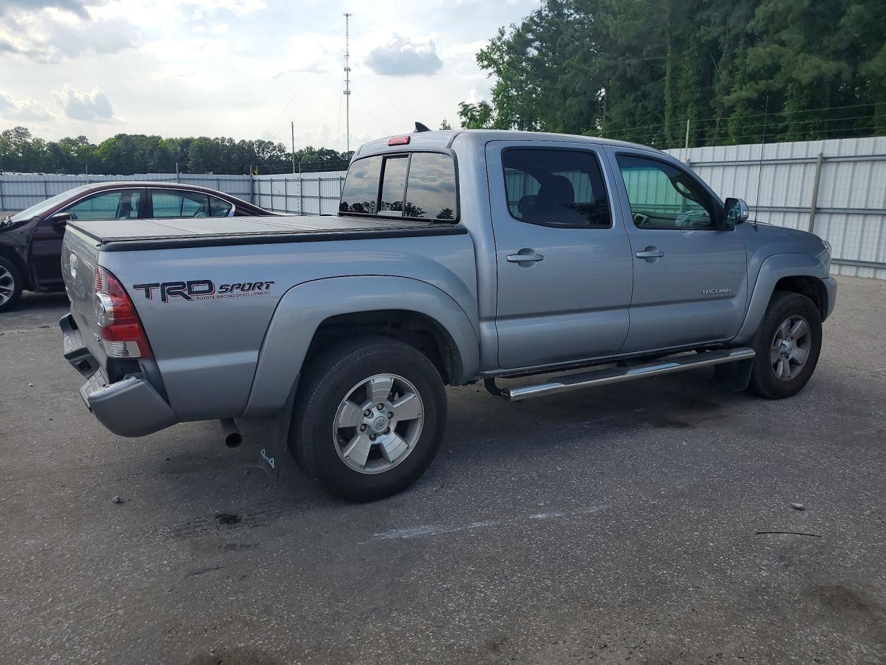 2015 Toyota Tacoma V6 Серый vin: 3TMLU4EN7FM178586