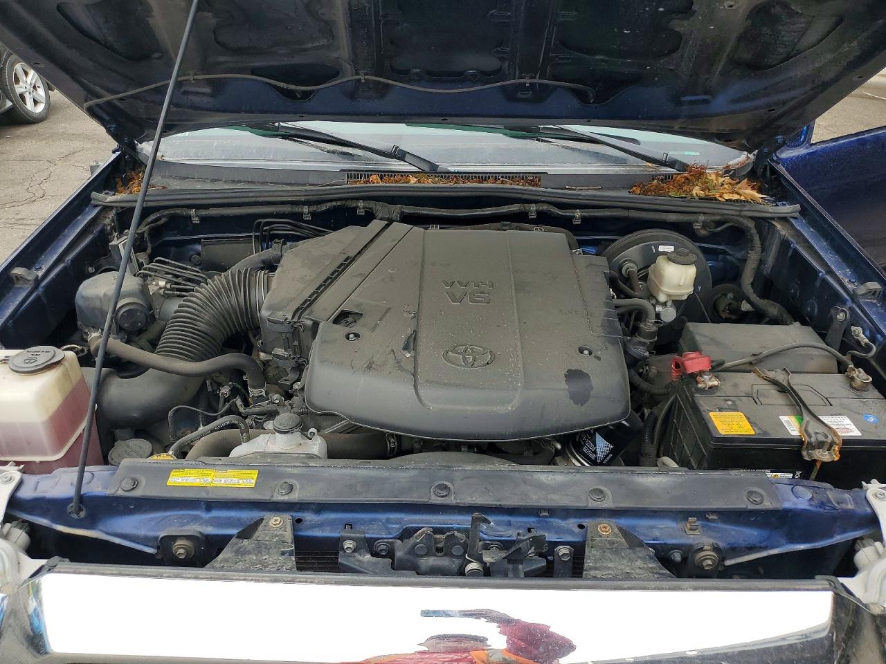 2015 Toyota Tacoma V6 Blue vin: 3TMLU4EN7FM183559