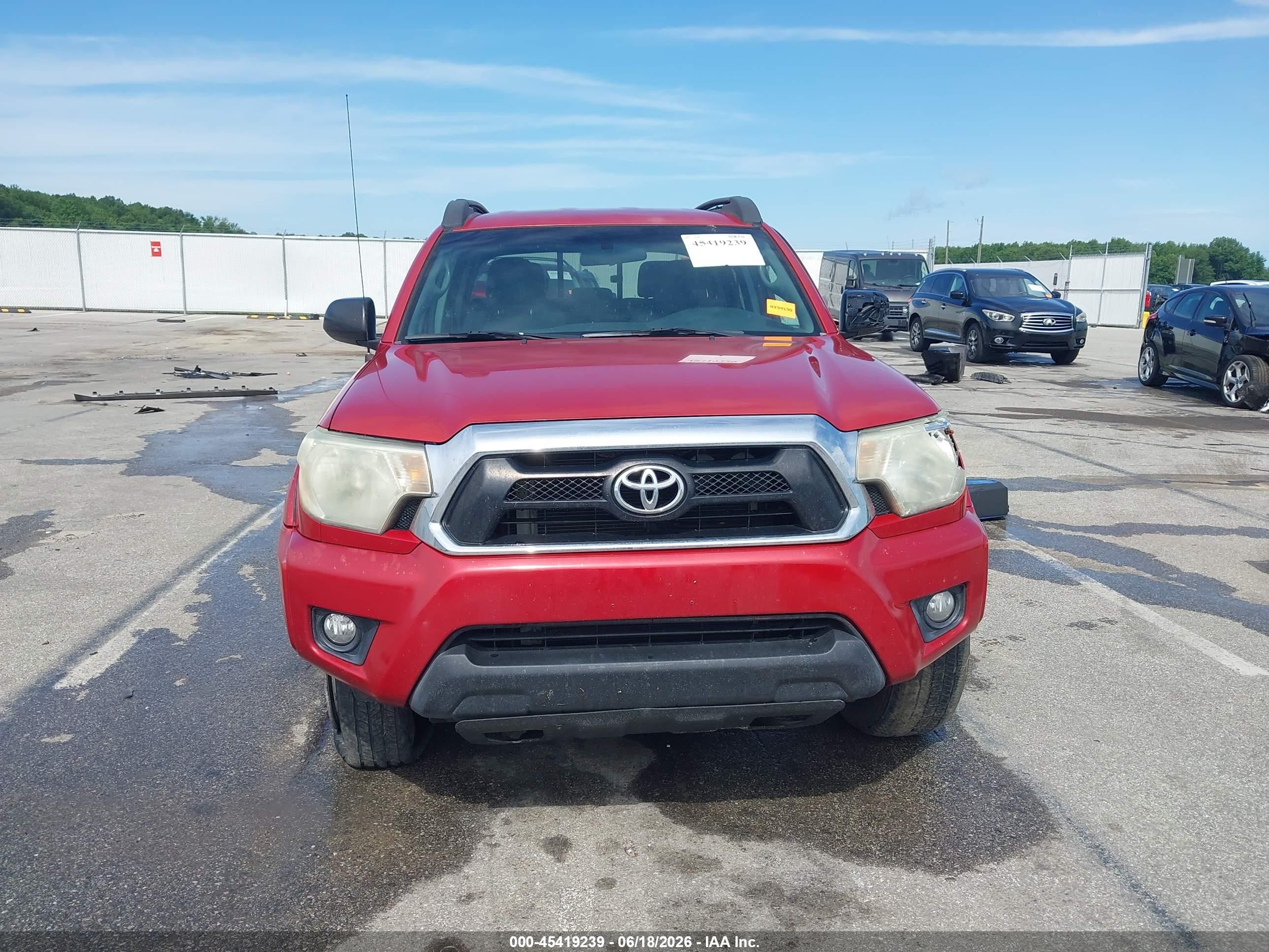 2015 Toyota Tacoma Base V6 Red vin: 3TMLU4EN7FM185070