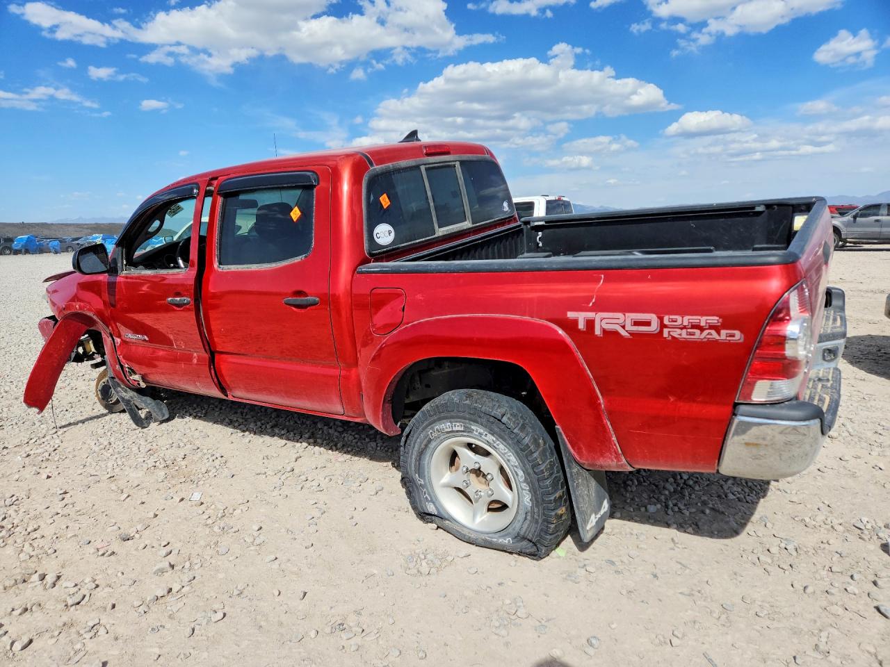 2015 Toyota Tacoma V6 Red vin: 3TMLU4EN7FM187823