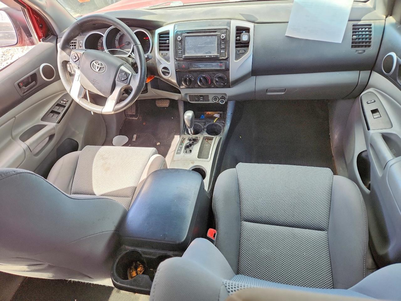 2015 Toyota Tacoma V6 Red vin: 3TMLU4EN7FM187823