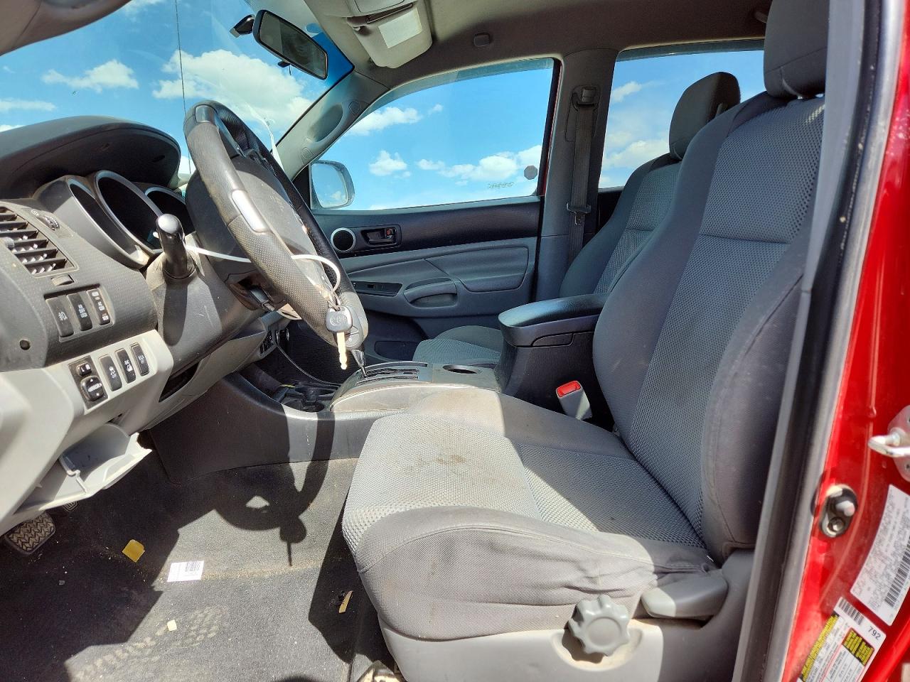 2015 Toyota Tacoma V6 Red vin: 3TMLU4EN7FM187823