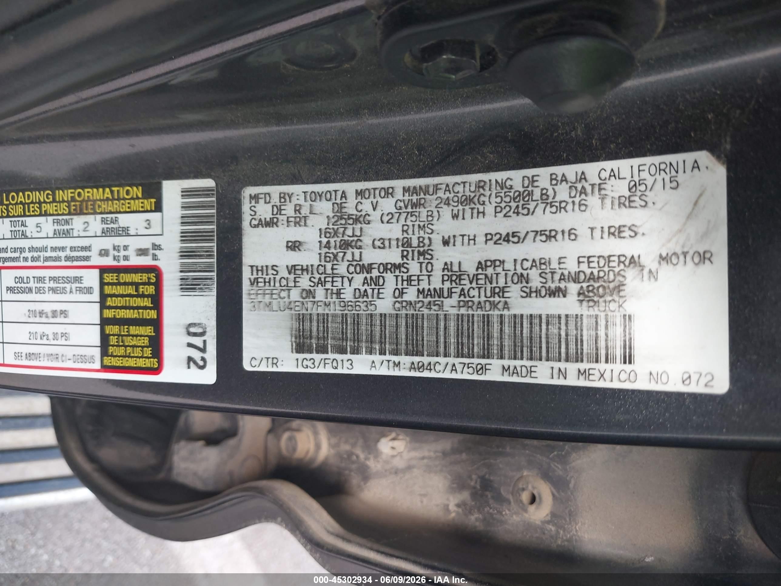 2015 Toyota Tacoma Base V6 Gray vin: 3TMLU4EN7FM196635