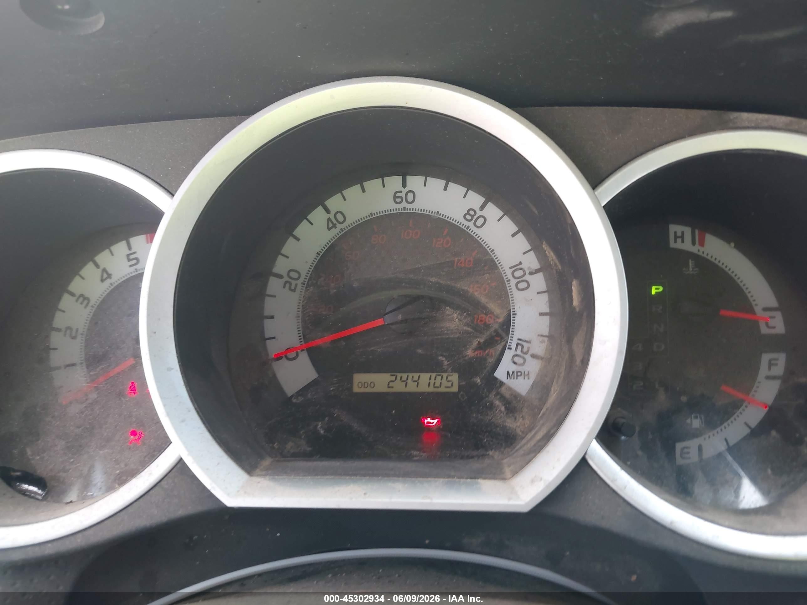 2015 Toyota Tacoma Base V6 Gray vin: 3TMLU4EN7FM196635