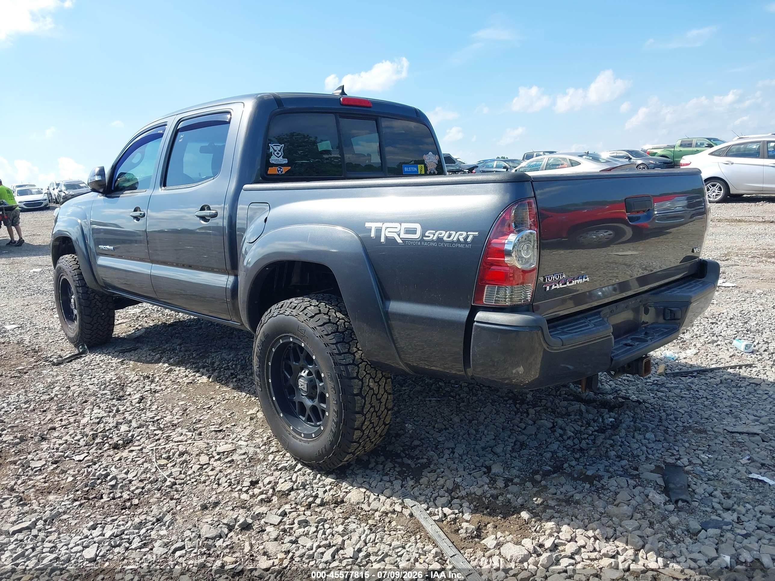 2015 Toyota Tacoma Base V6 Серый vin: 3TMLU4EN7FM200120