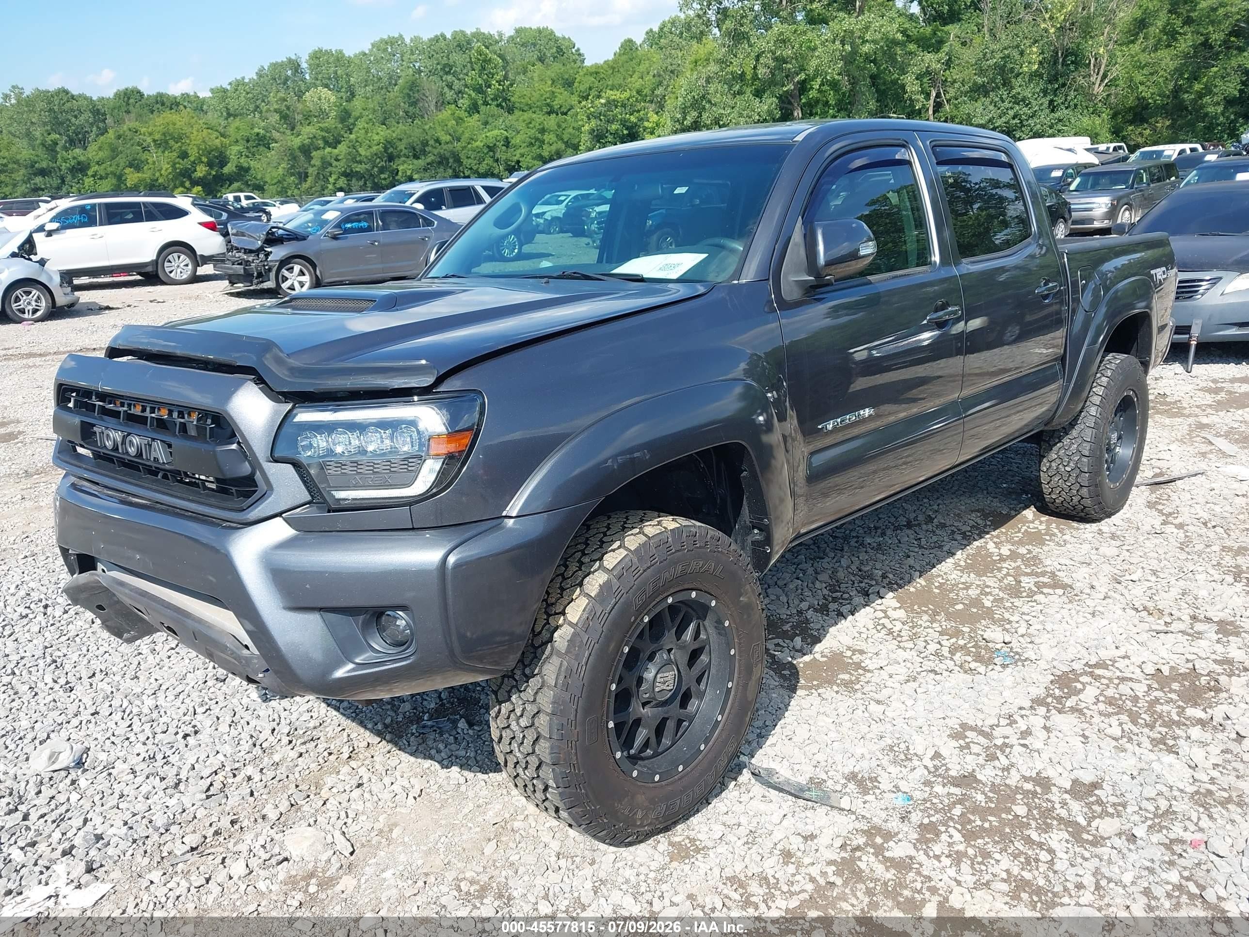 2015 Toyota Tacoma Base V6 Серый vin: 3TMLU4EN7FM200120
