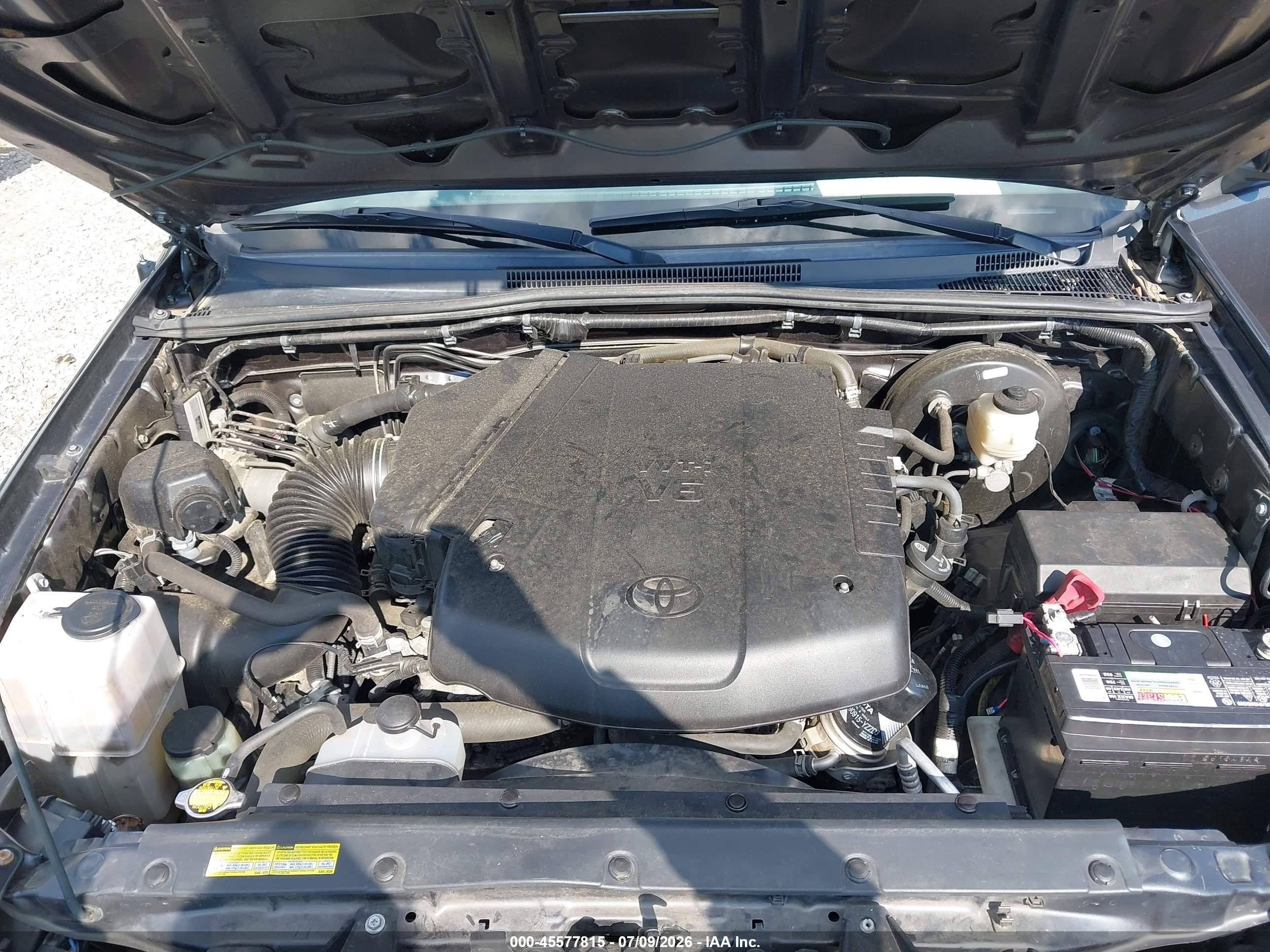 2015 Toyota Tacoma Base V6 Серый vin: 3TMLU4EN7FM200120