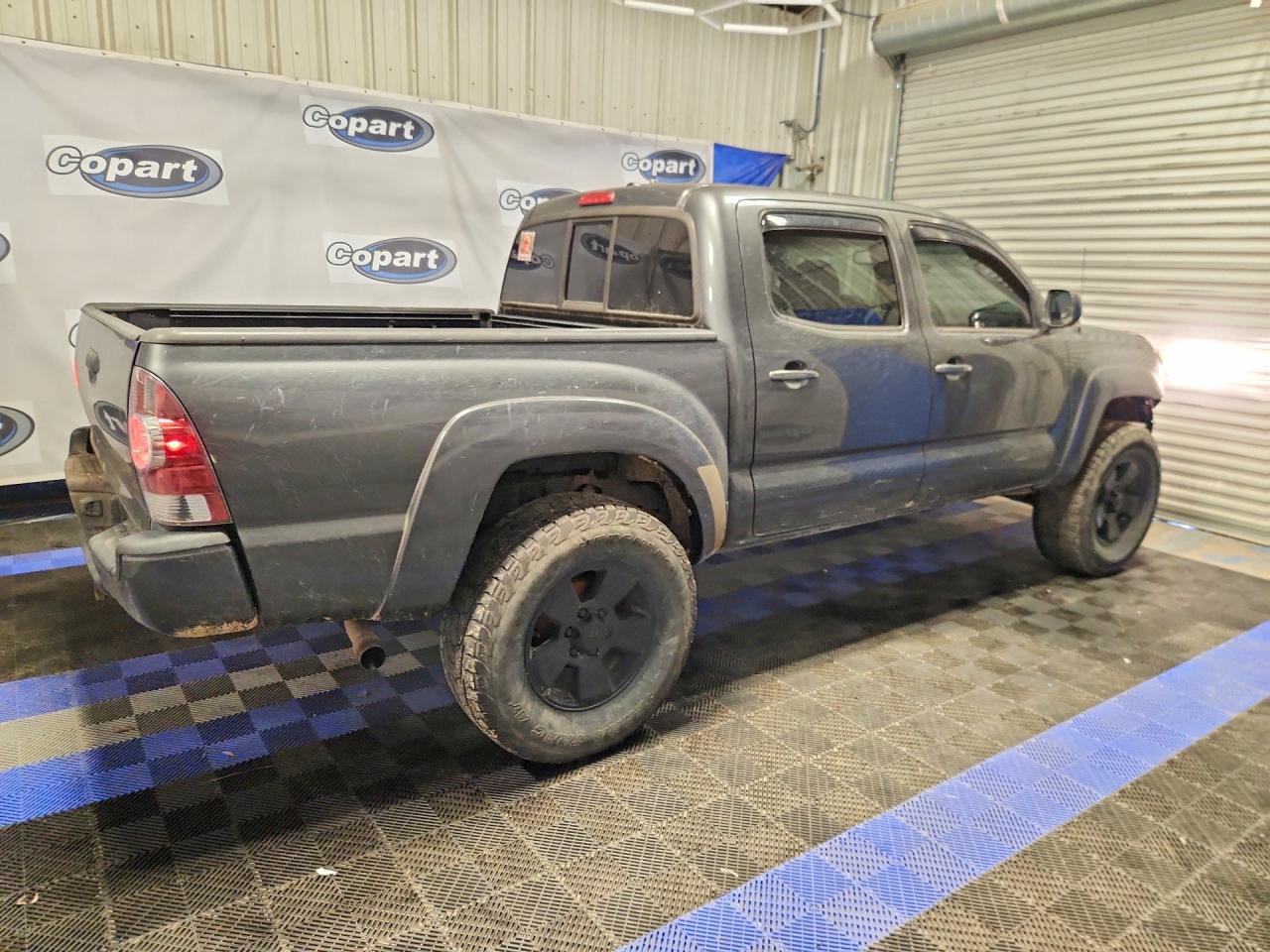 2011 Toyota Tacoma Double Cab Black vin: 3TMLU4EN8BM066275
